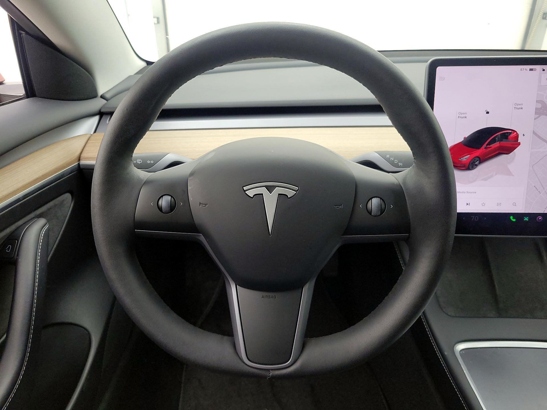 Thumbnail: 2023 Tesla Model 3 - 10