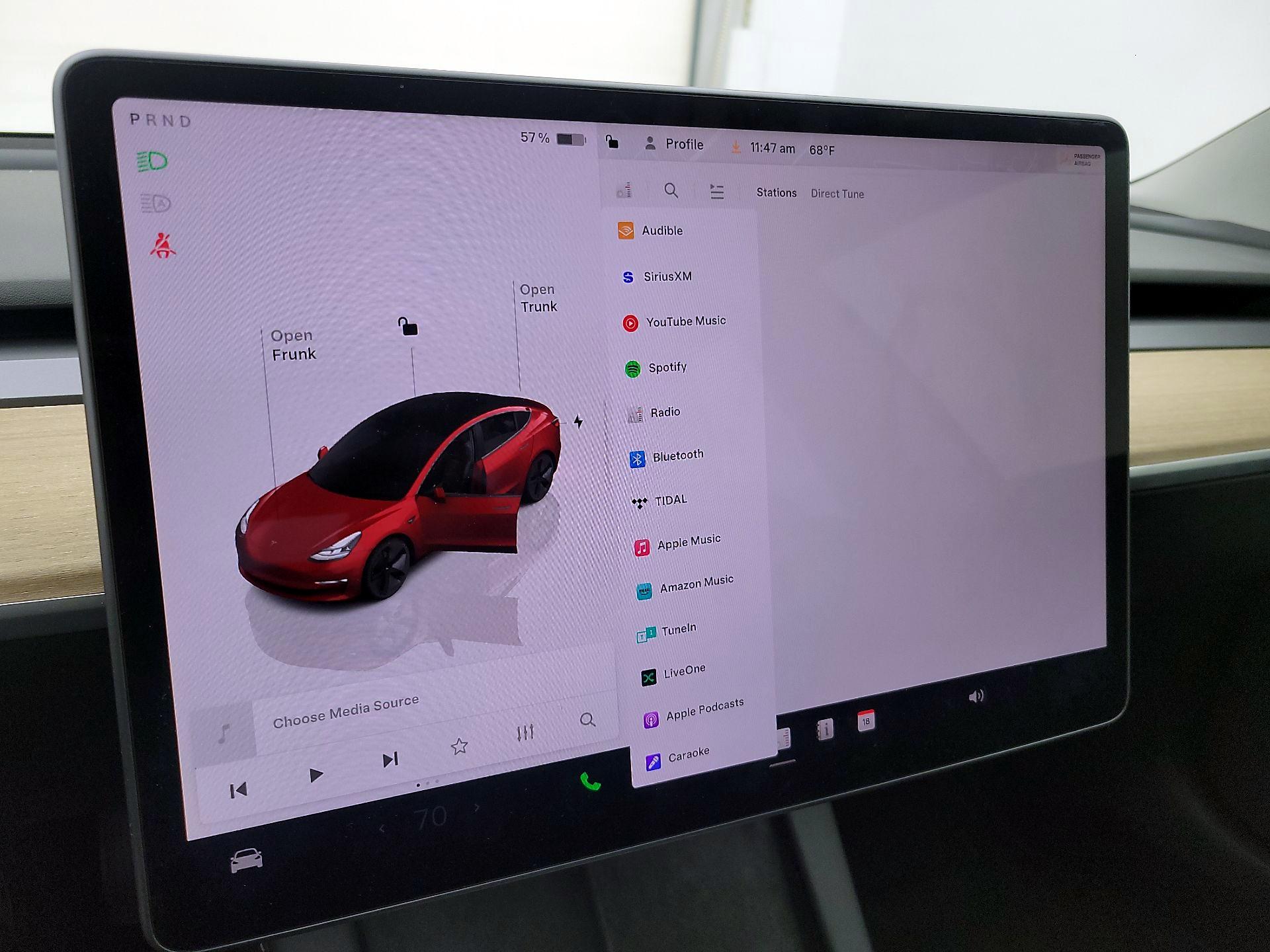 Thumbnail: 2023 Tesla Model 3 - 15
