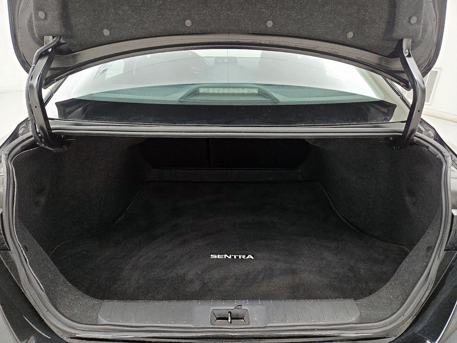 2024 Nissan Sentra SV - Photo 21