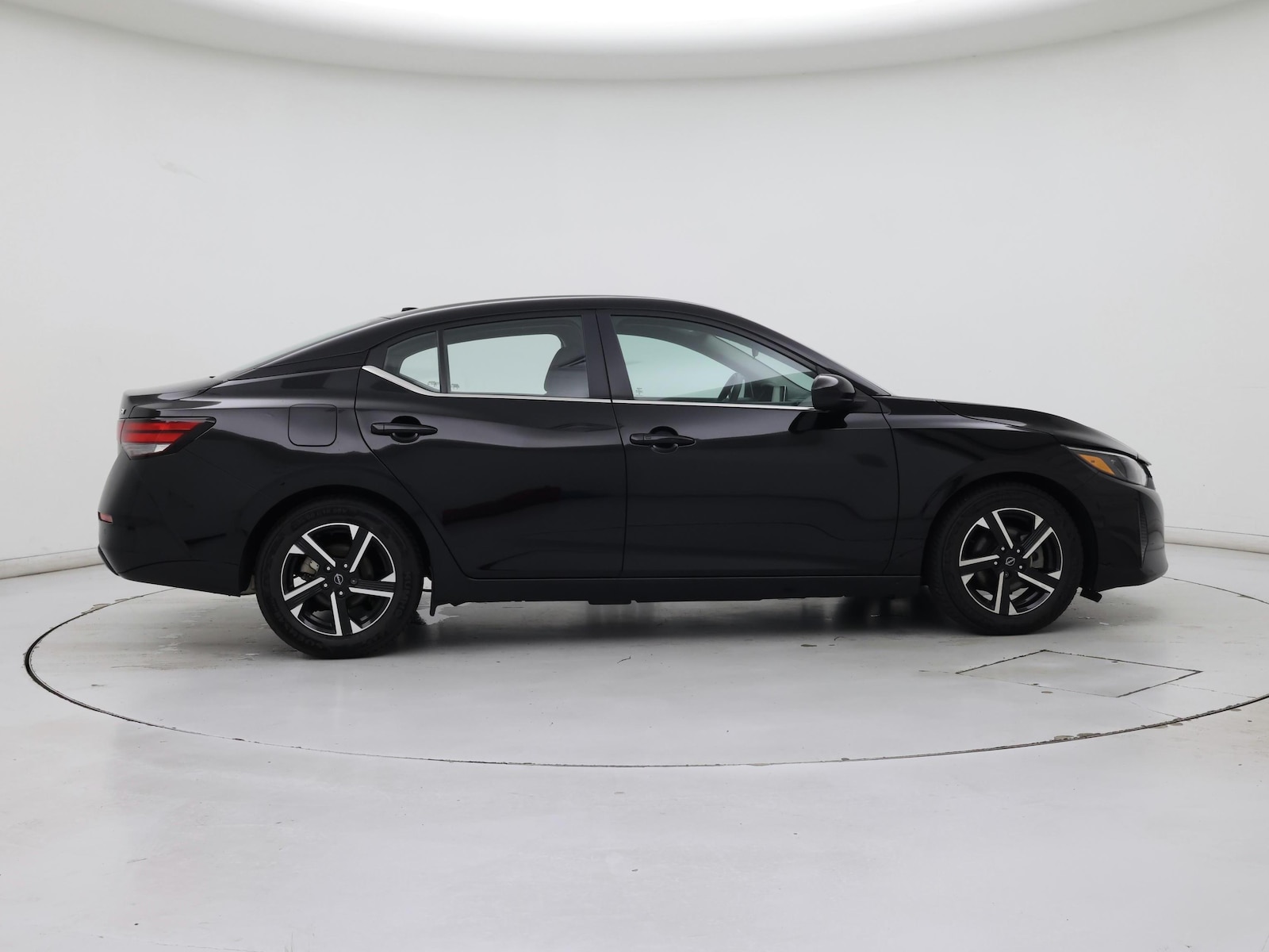 2024 Nissan Sentra SV - Photo 8