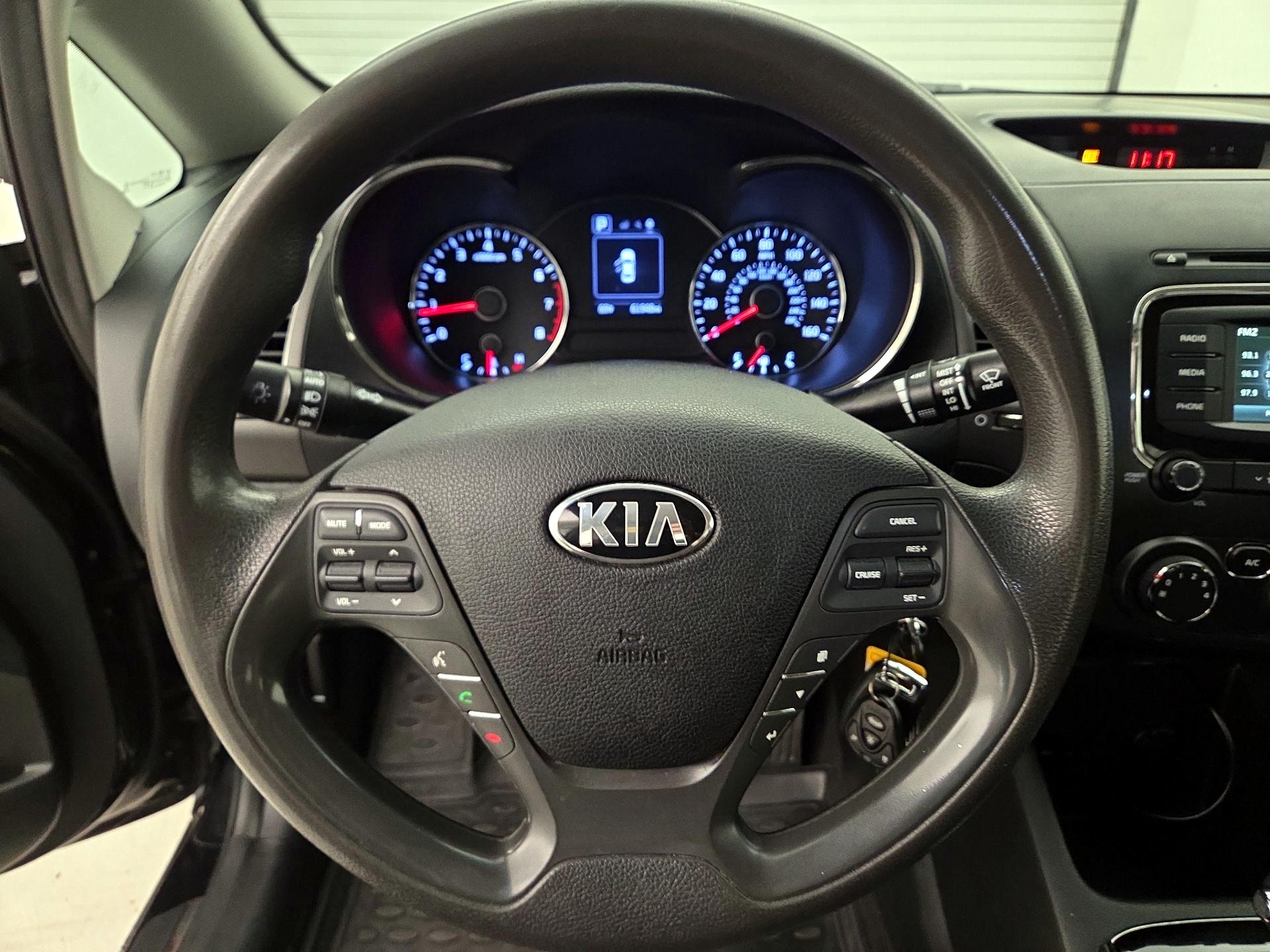 Thumbnail: 2018 Kia Forte - 10