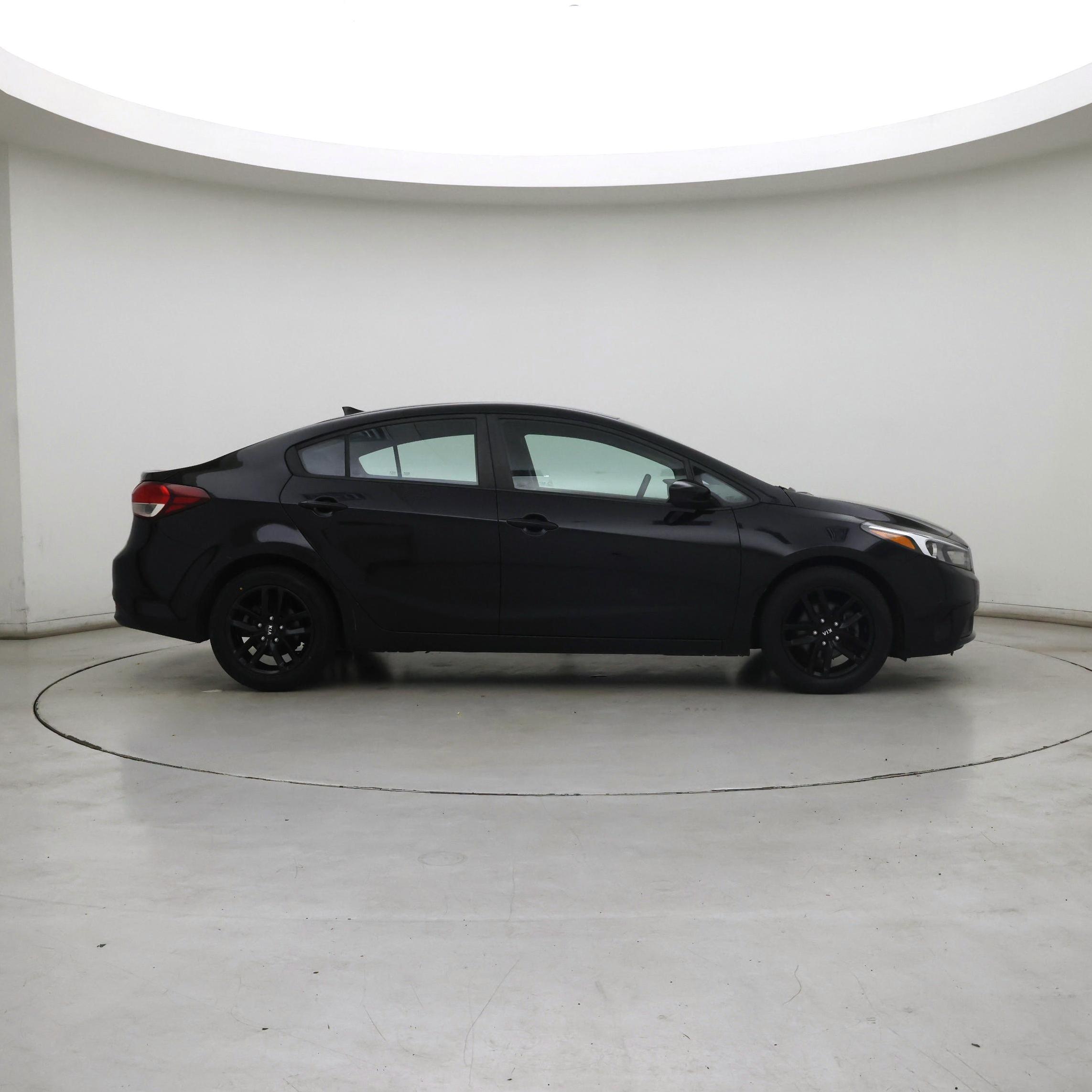 Thumbnail: 2018 Kia Forte - 7