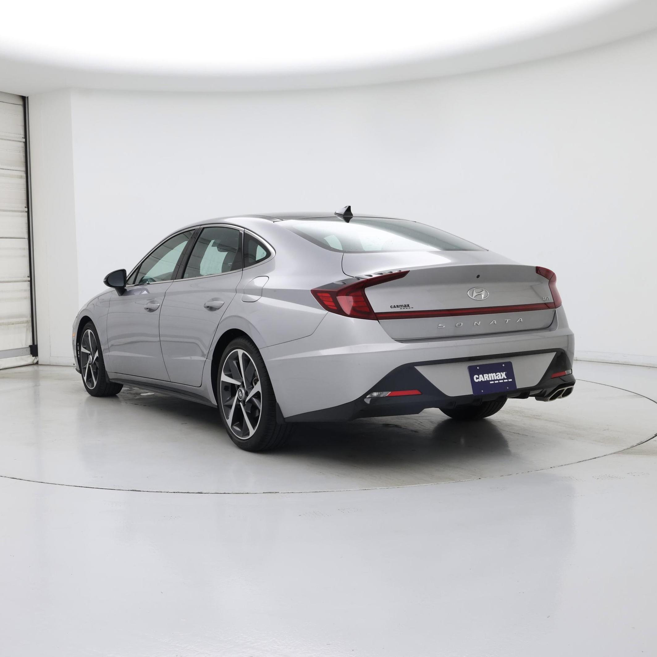 Thumbnail: 2023 Hyundai Sonata - 2