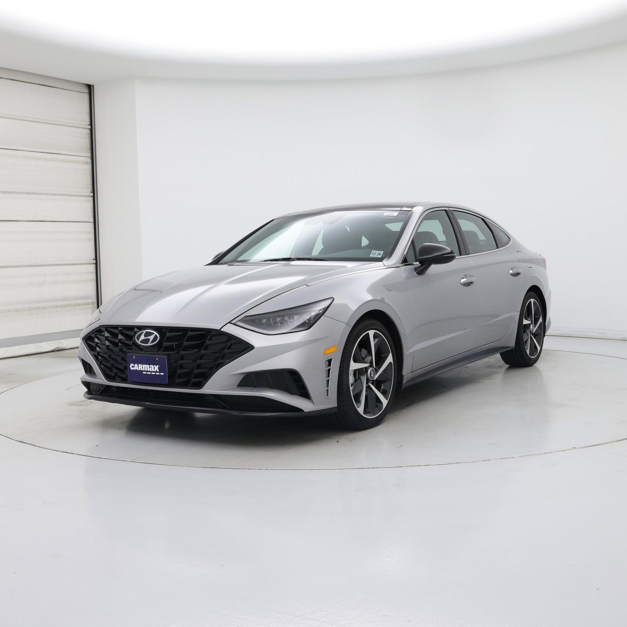 Thumbnail: 2023 Hyundai Sonata - 4