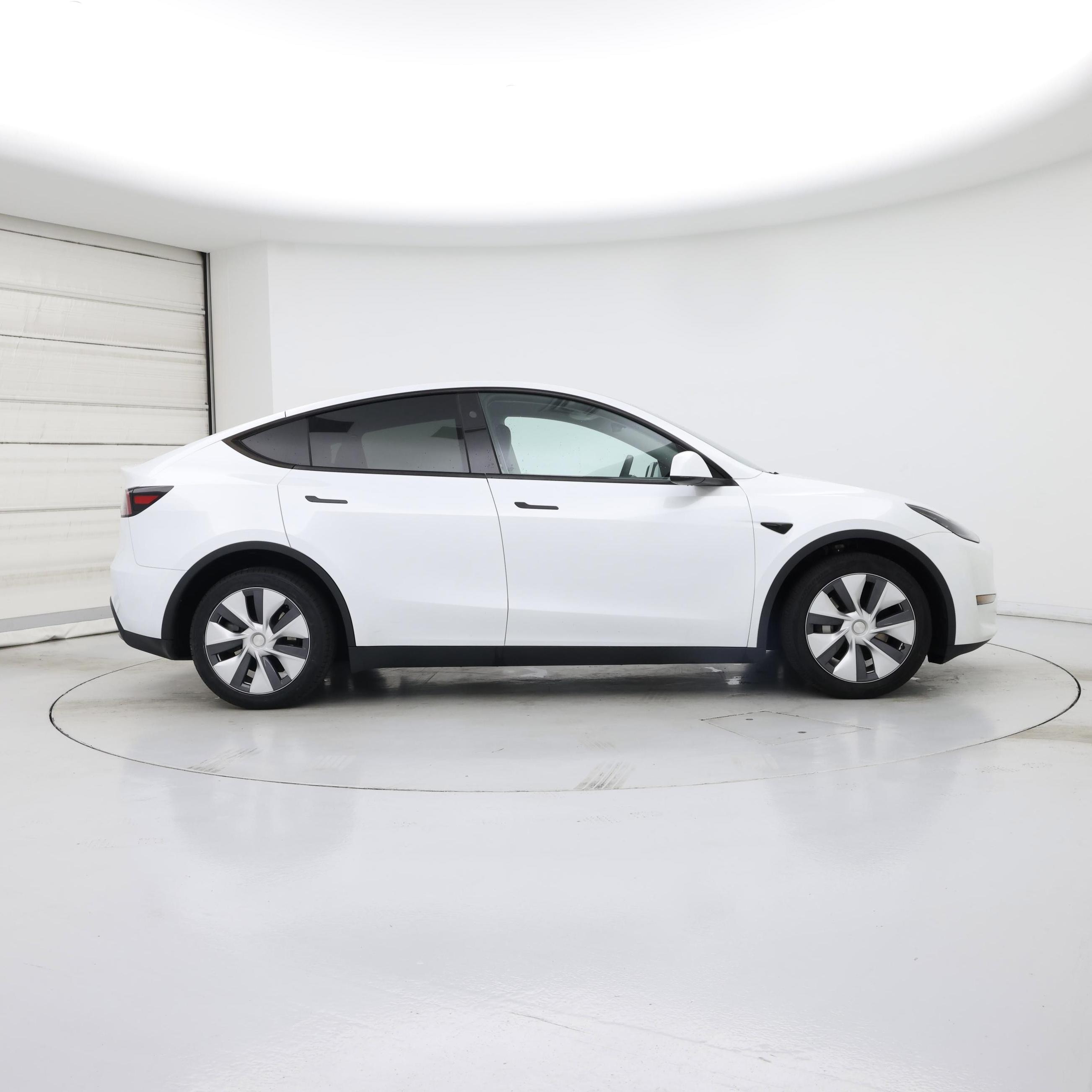 Thumbnail: 2024 Tesla Model Y - 7