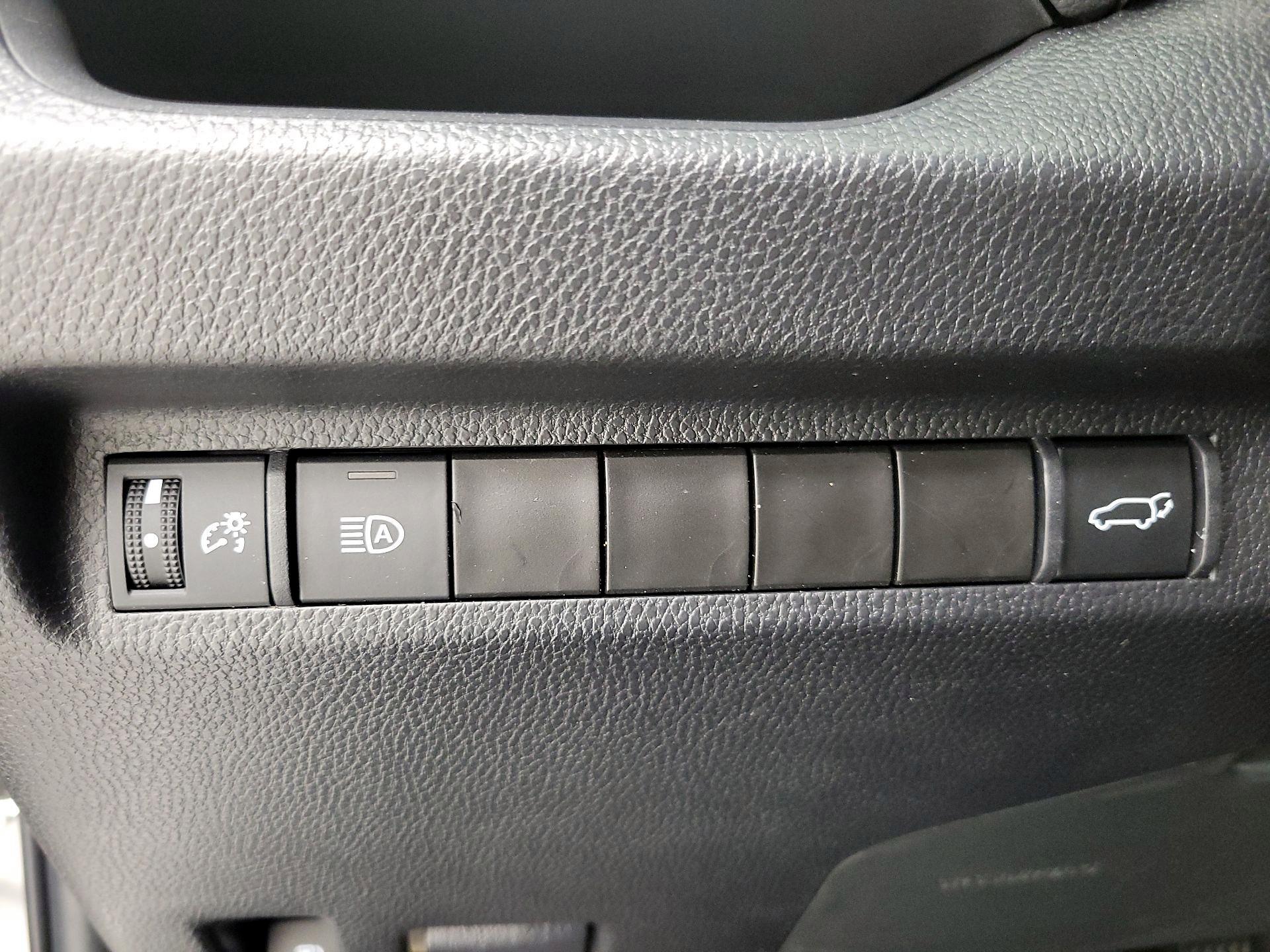 Thumbnail: 2023 Toyota RAV4 - 13