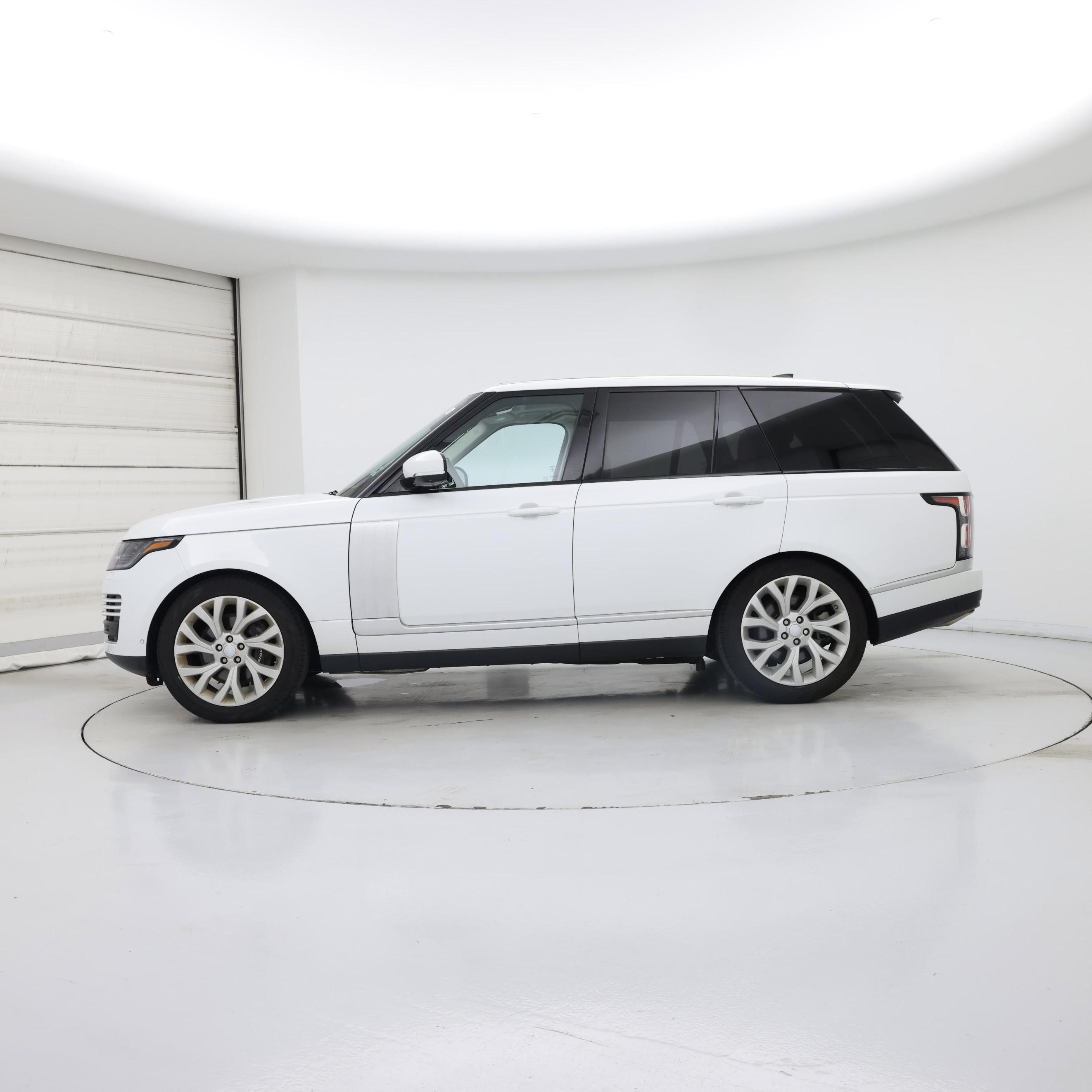 Thumbnail: 2021 Land Rover Range Rover - 3