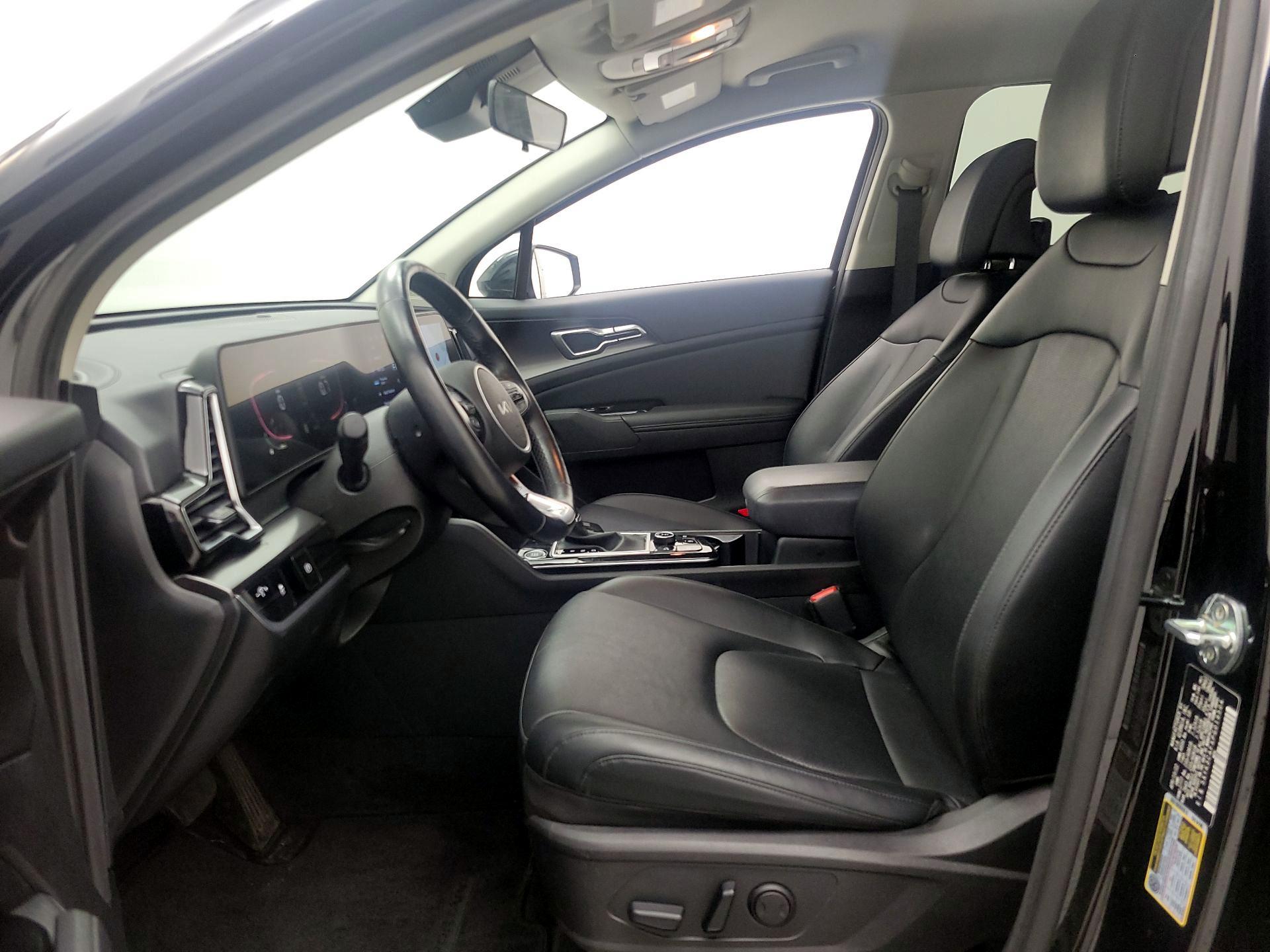Thumbnail: 2023 Kia Sportage - 11