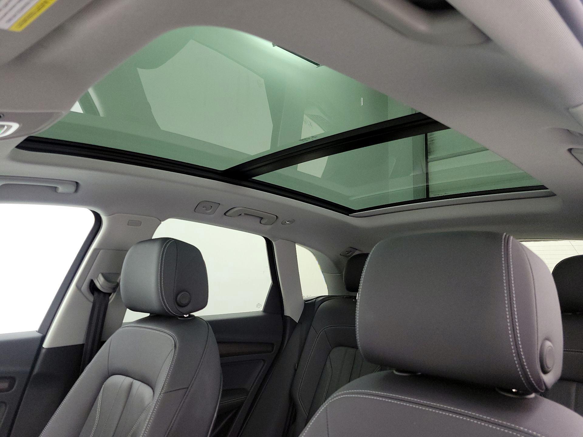 Thumbnail: 2021 Audi Q5 - 20