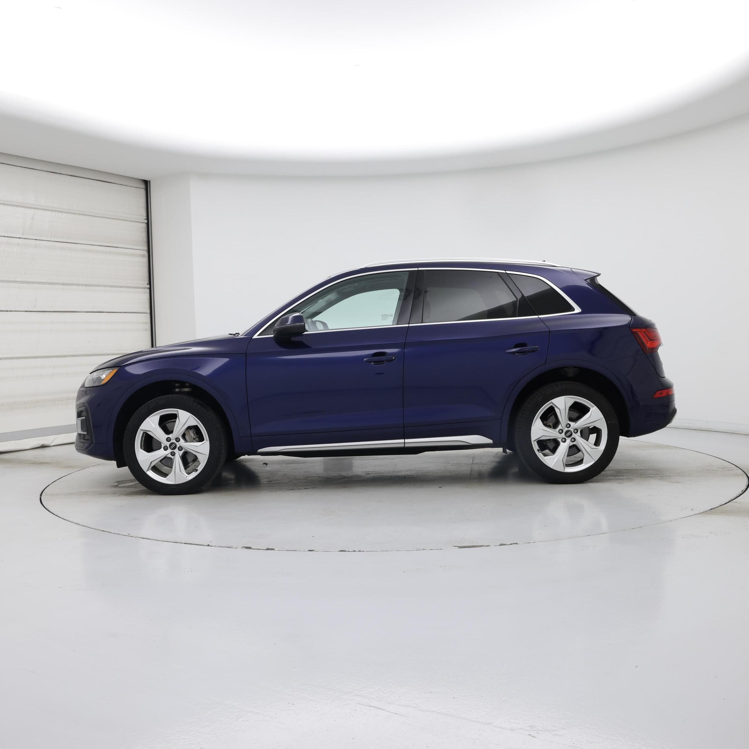 Thumbnail: 2021 Audi Q5 - 3