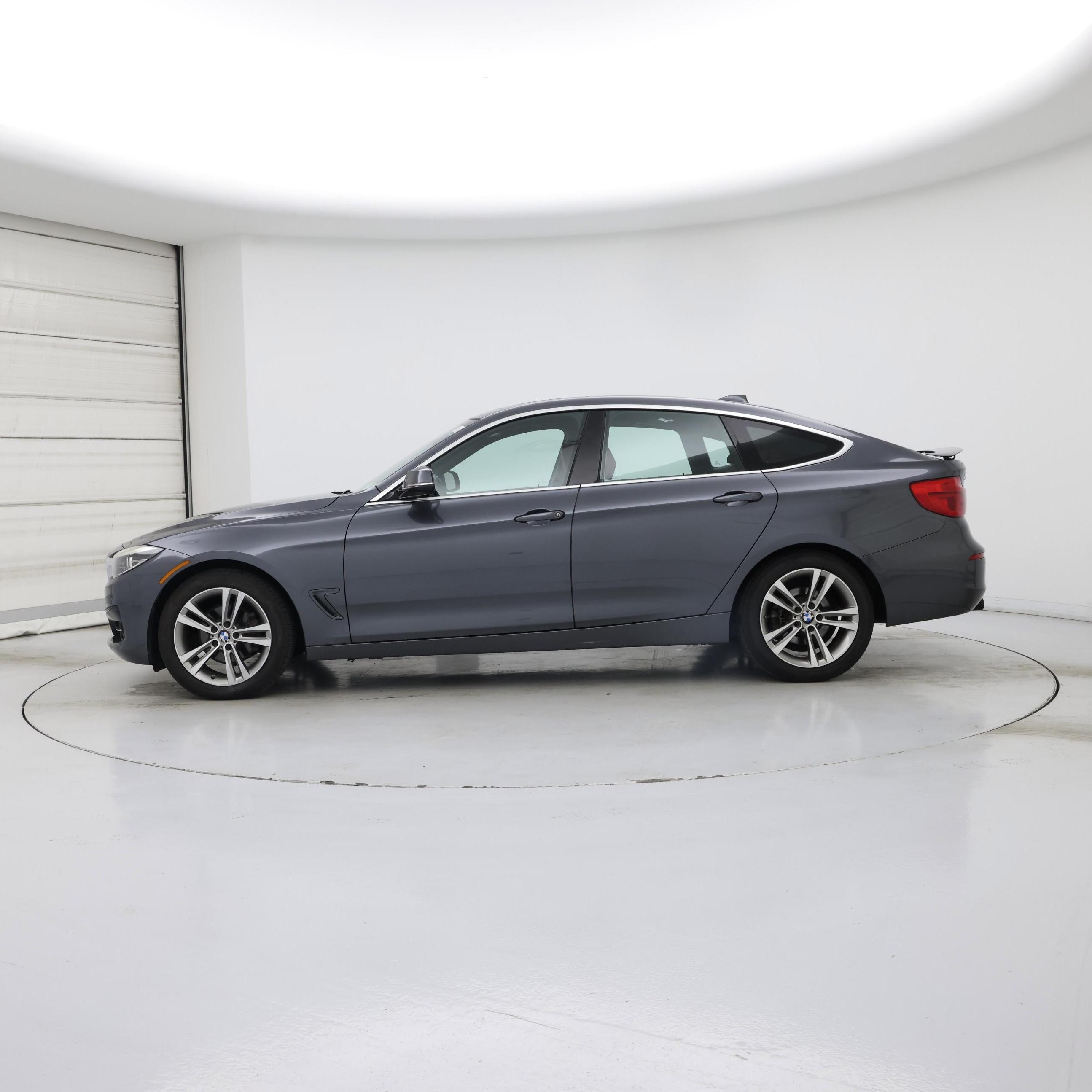 Thumbnail: 2017 BMW 3 Series - 3