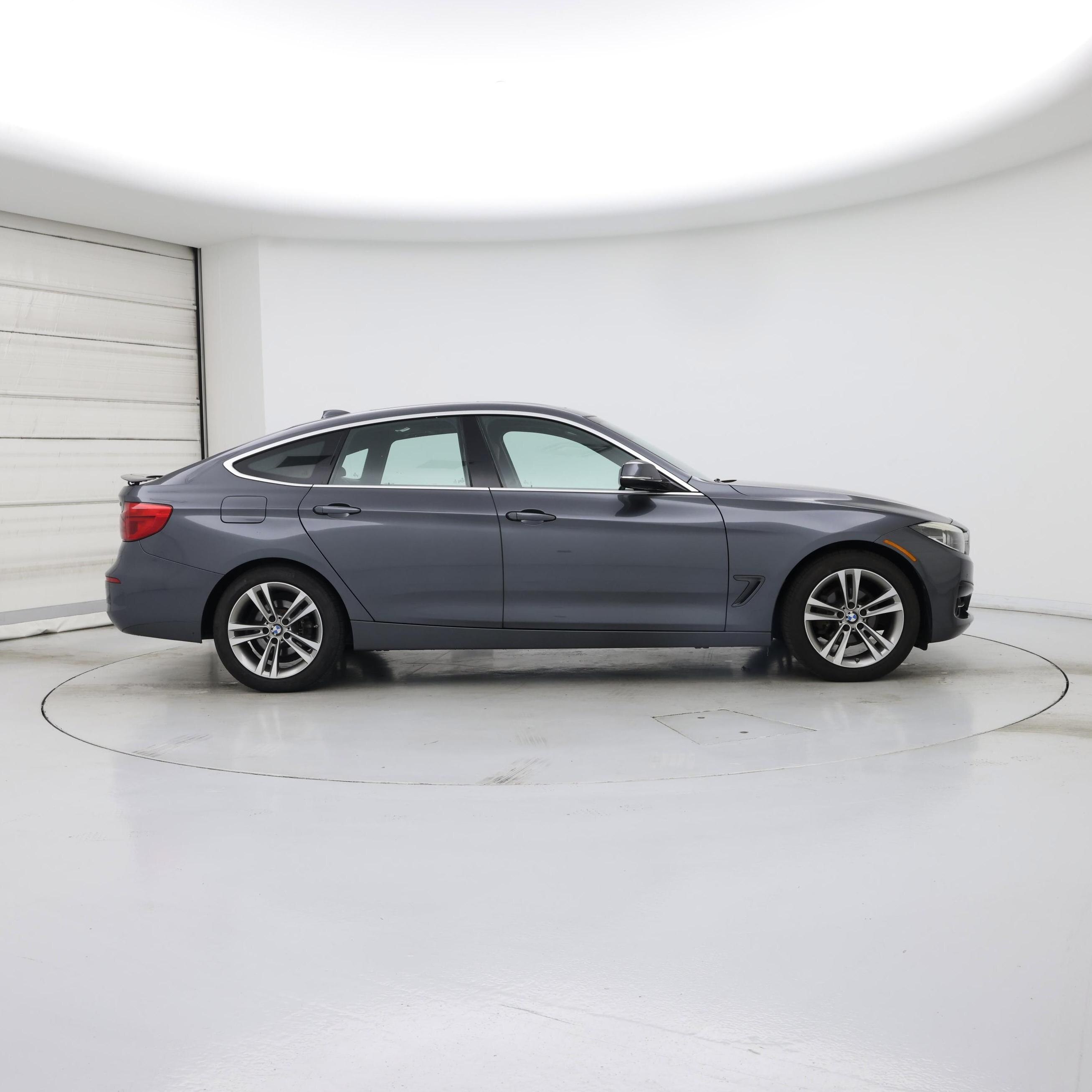 Thumbnail: 2017 BMW 3 Series - 7