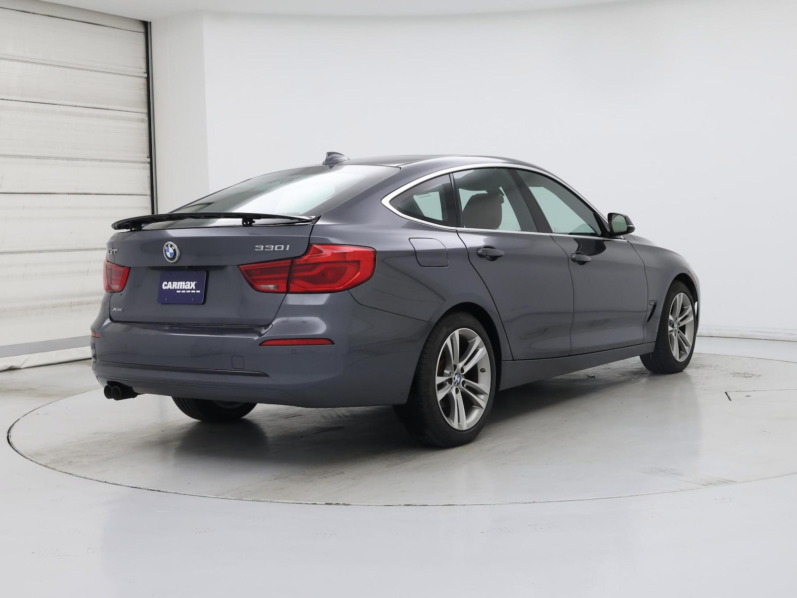 2017 BMW 3 Series 330i - Photo 9