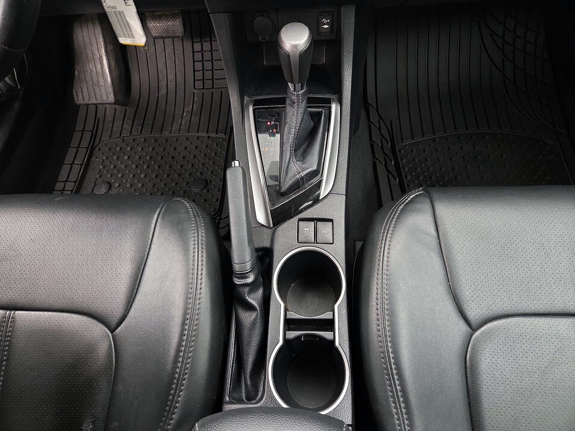 Thumbnail: 2014 Toyota Corolla - 17