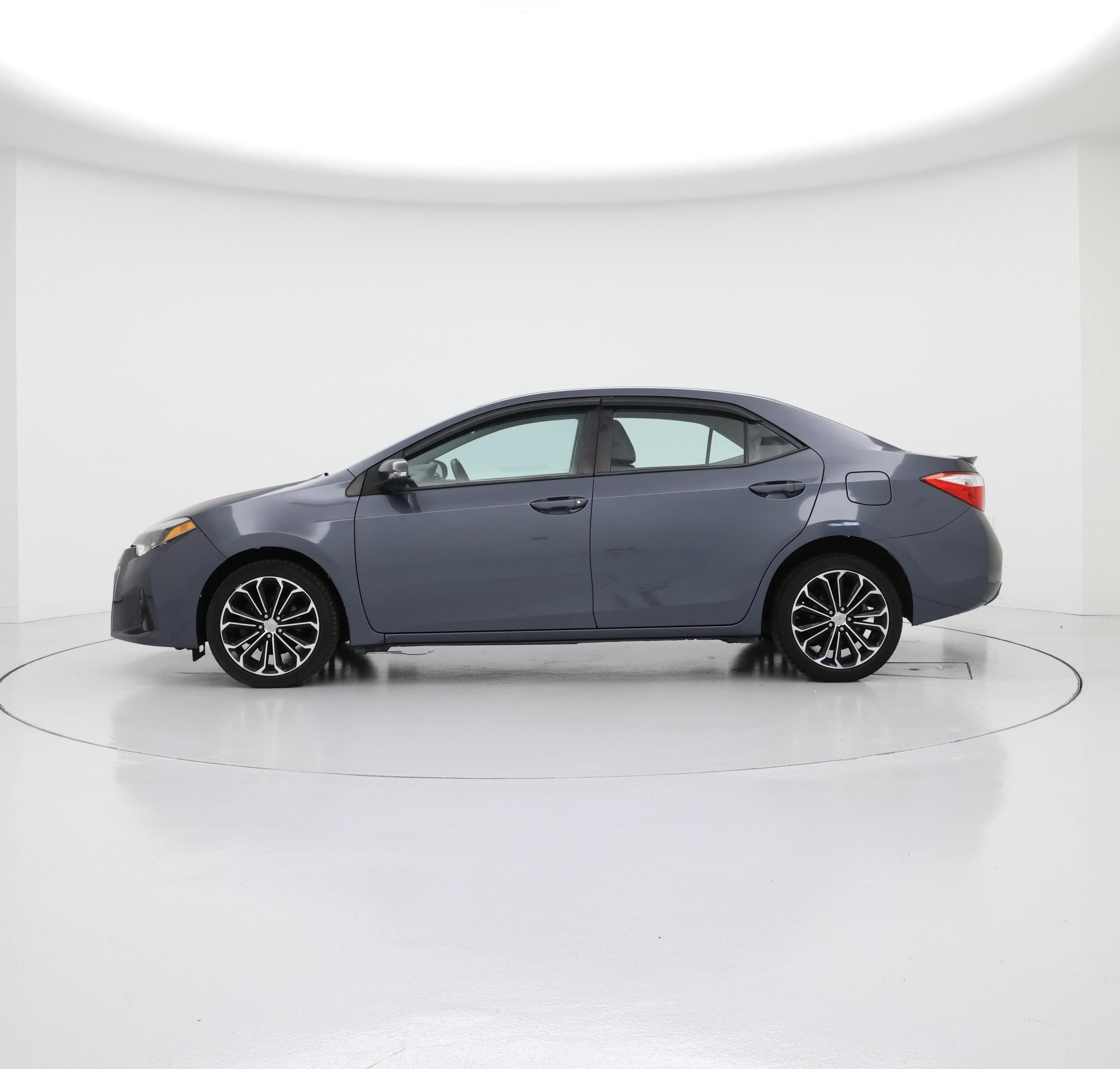 Thumbnail: 2014 Toyota Corolla - 3