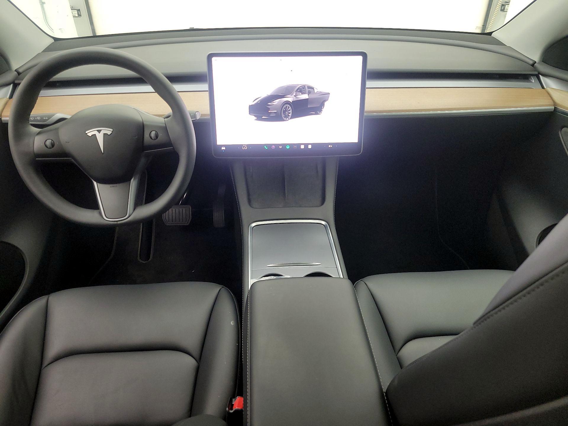 Thumbnail: 2023 Tesla Model Y - 9