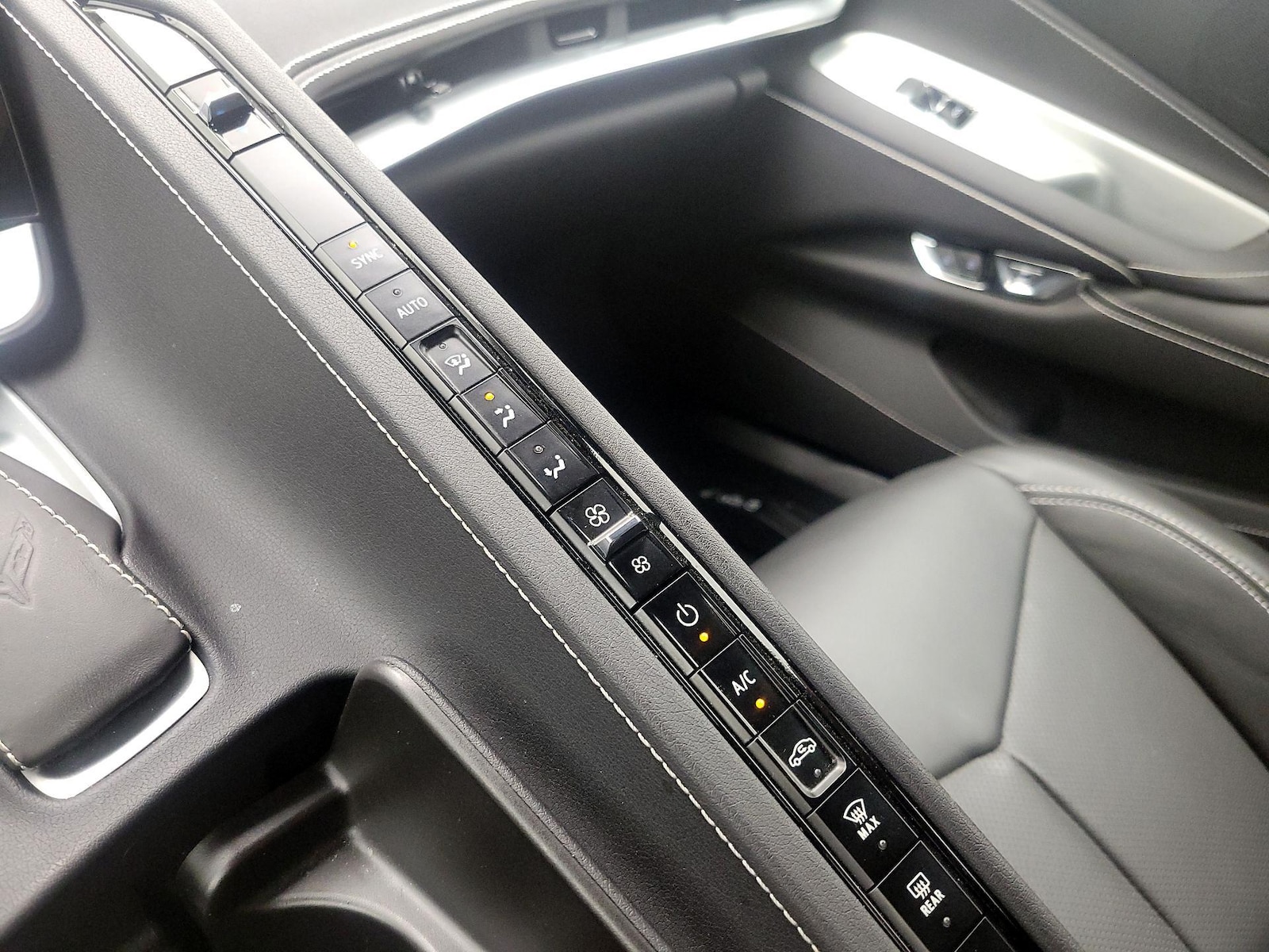 2023 Chevrolet Corvette 1LT - Photo 16