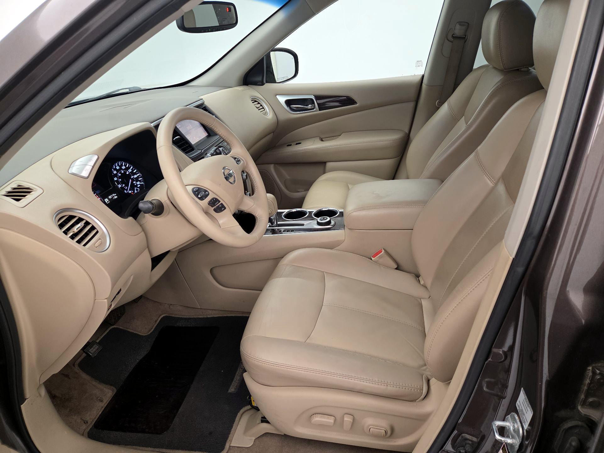 Thumbnail: 2015 Nissan Pathfinder - 11