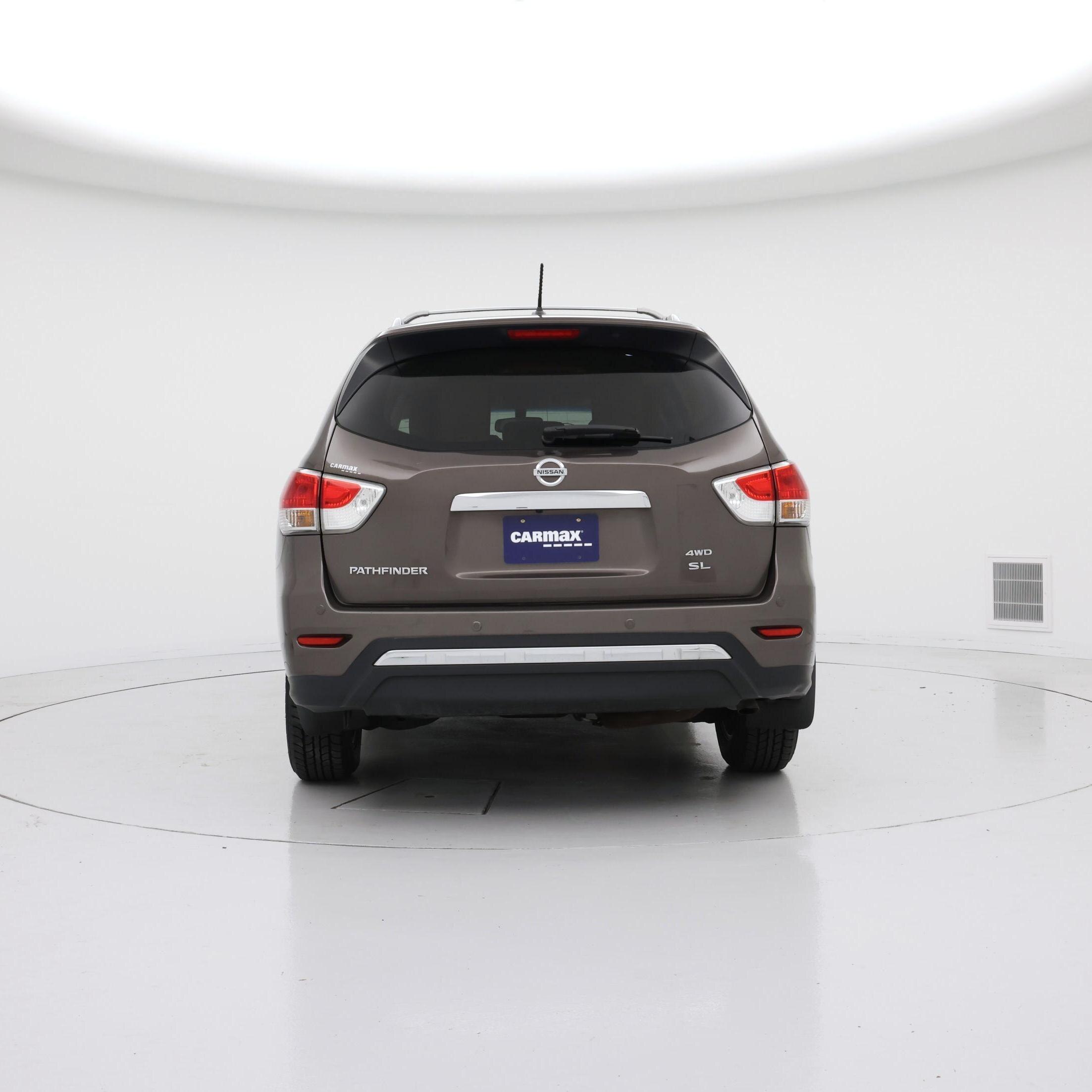 Thumbnail: 2015 Nissan Pathfinder - 6