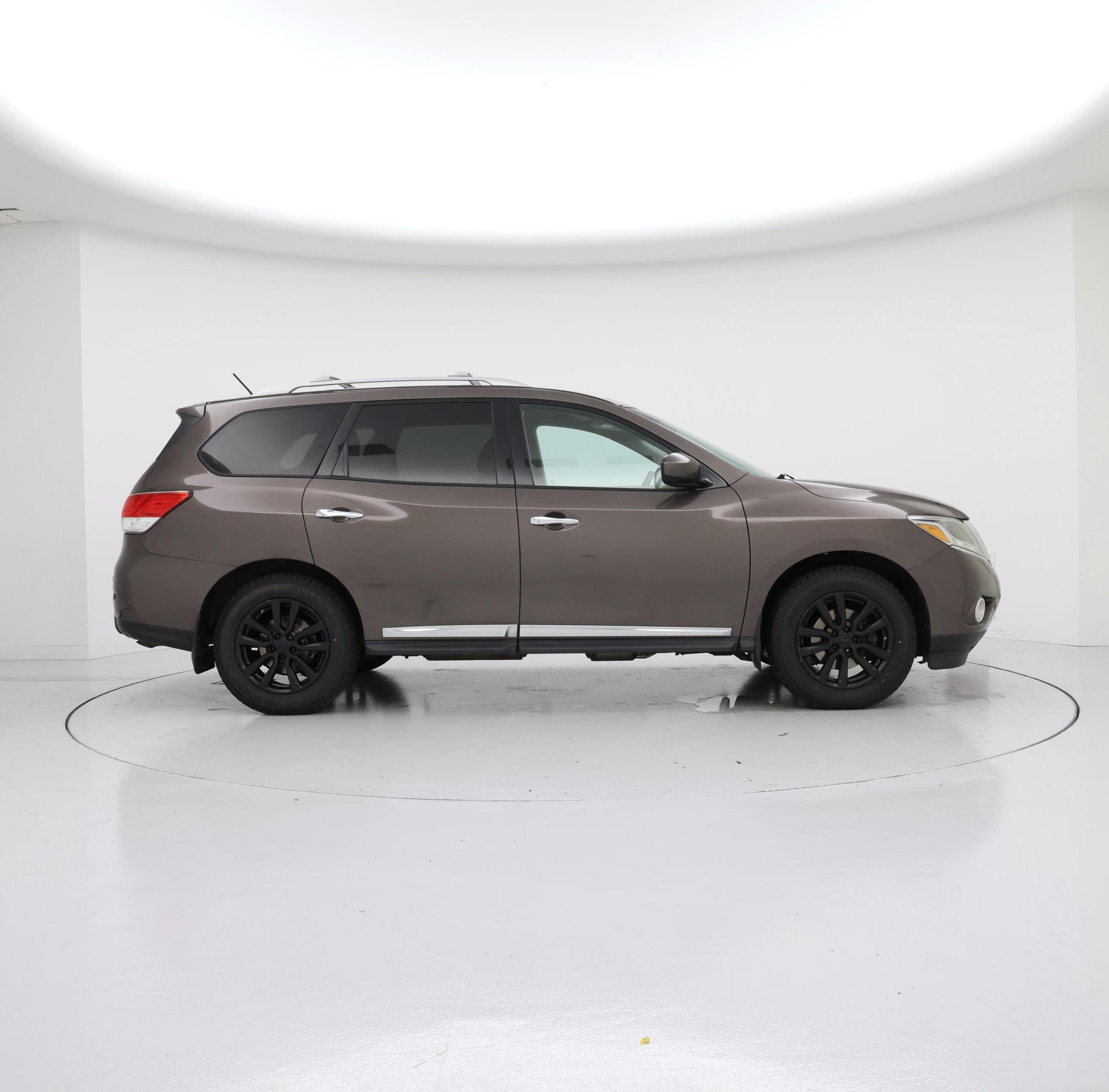 Thumbnail: 2015 Nissan Pathfinder - 7