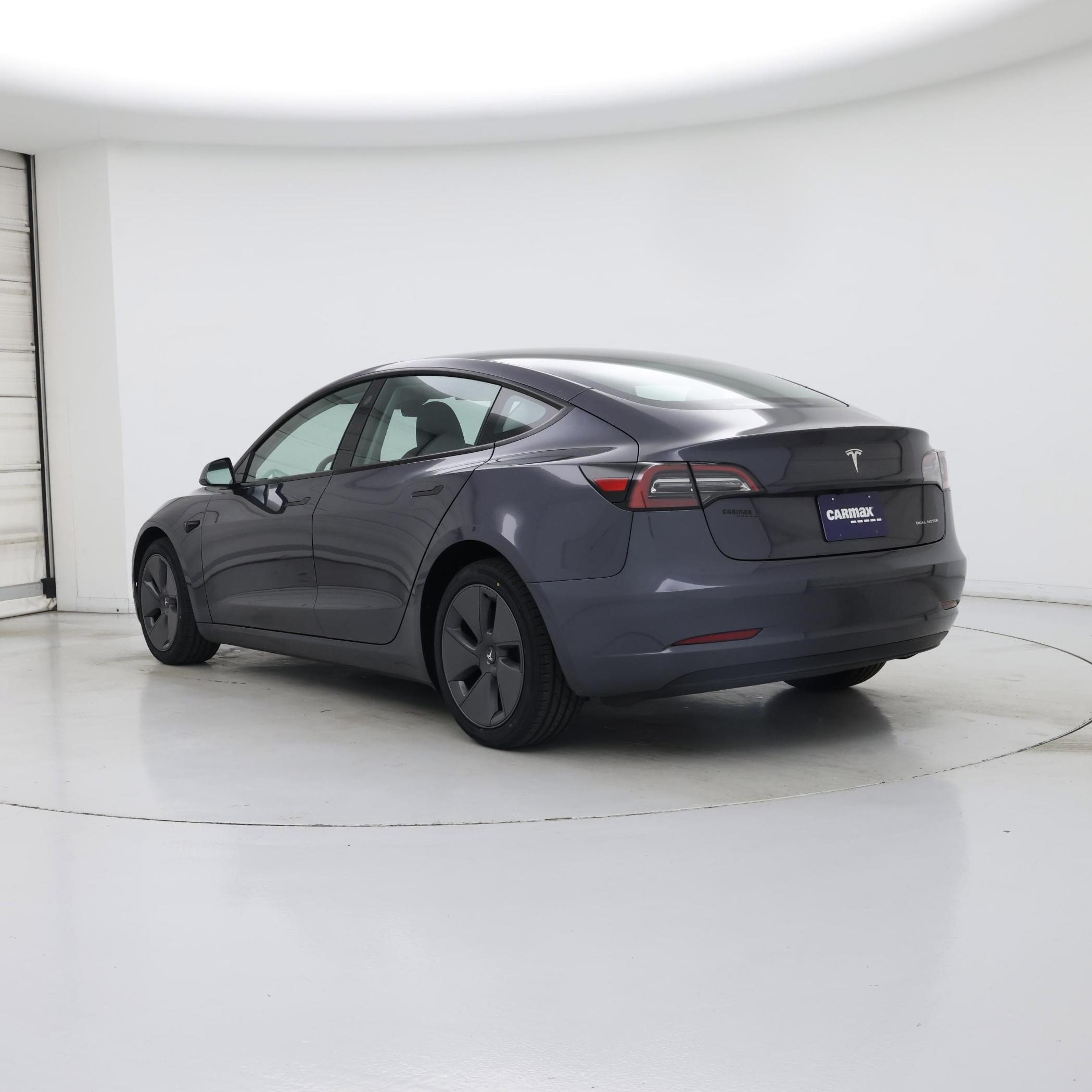 Thumbnail: 2023 Tesla Model 3 - 2
