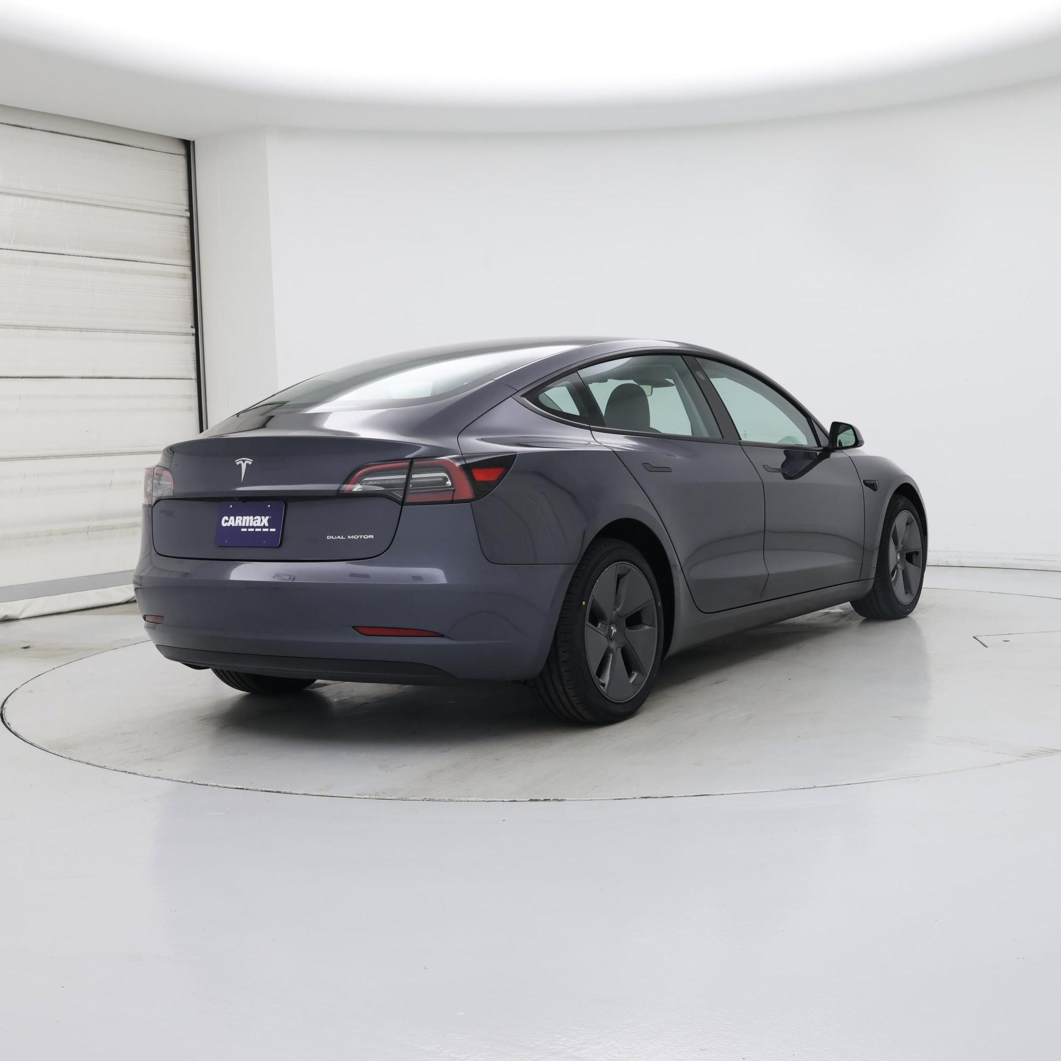 Thumbnail: 2023 Tesla Model 3 - 8