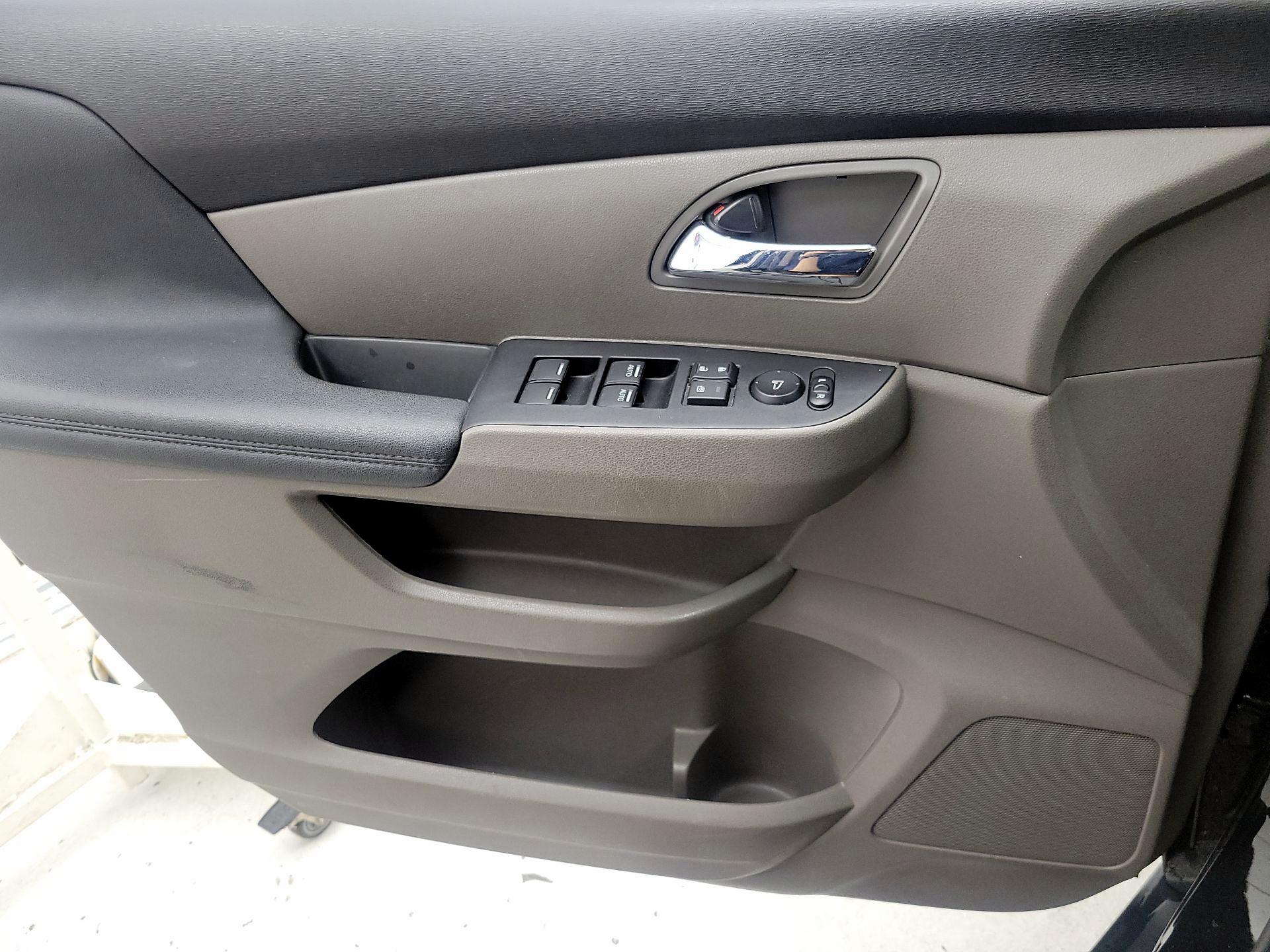 Thumbnail: 2016 Honda Odyssey - 13