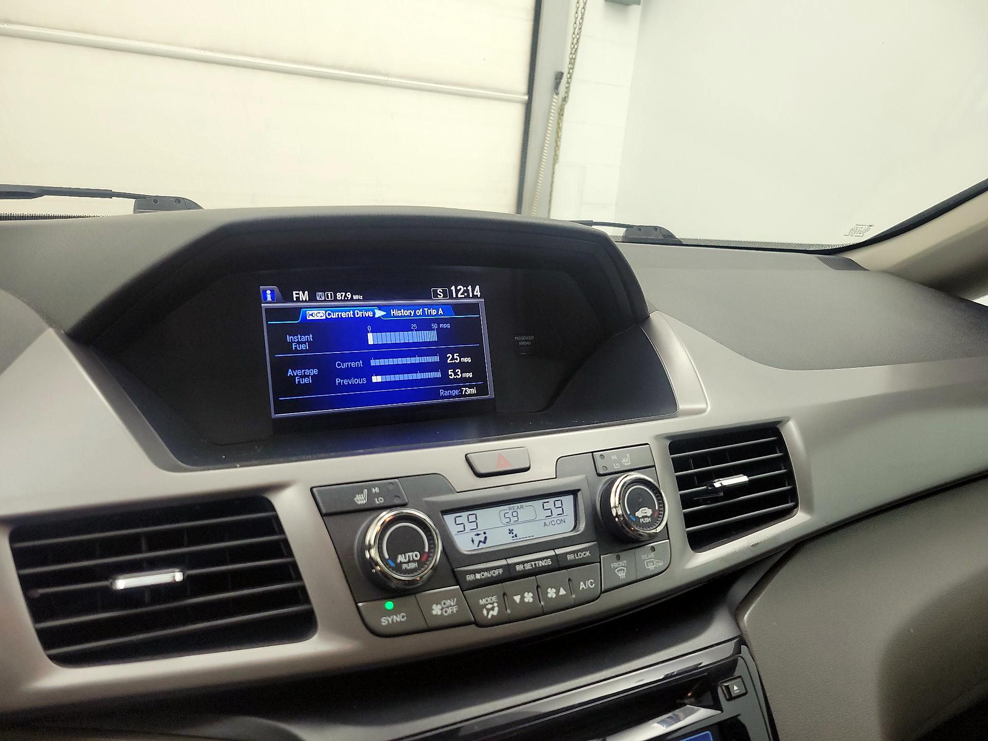 Thumbnail: 2016 Honda Odyssey - 16