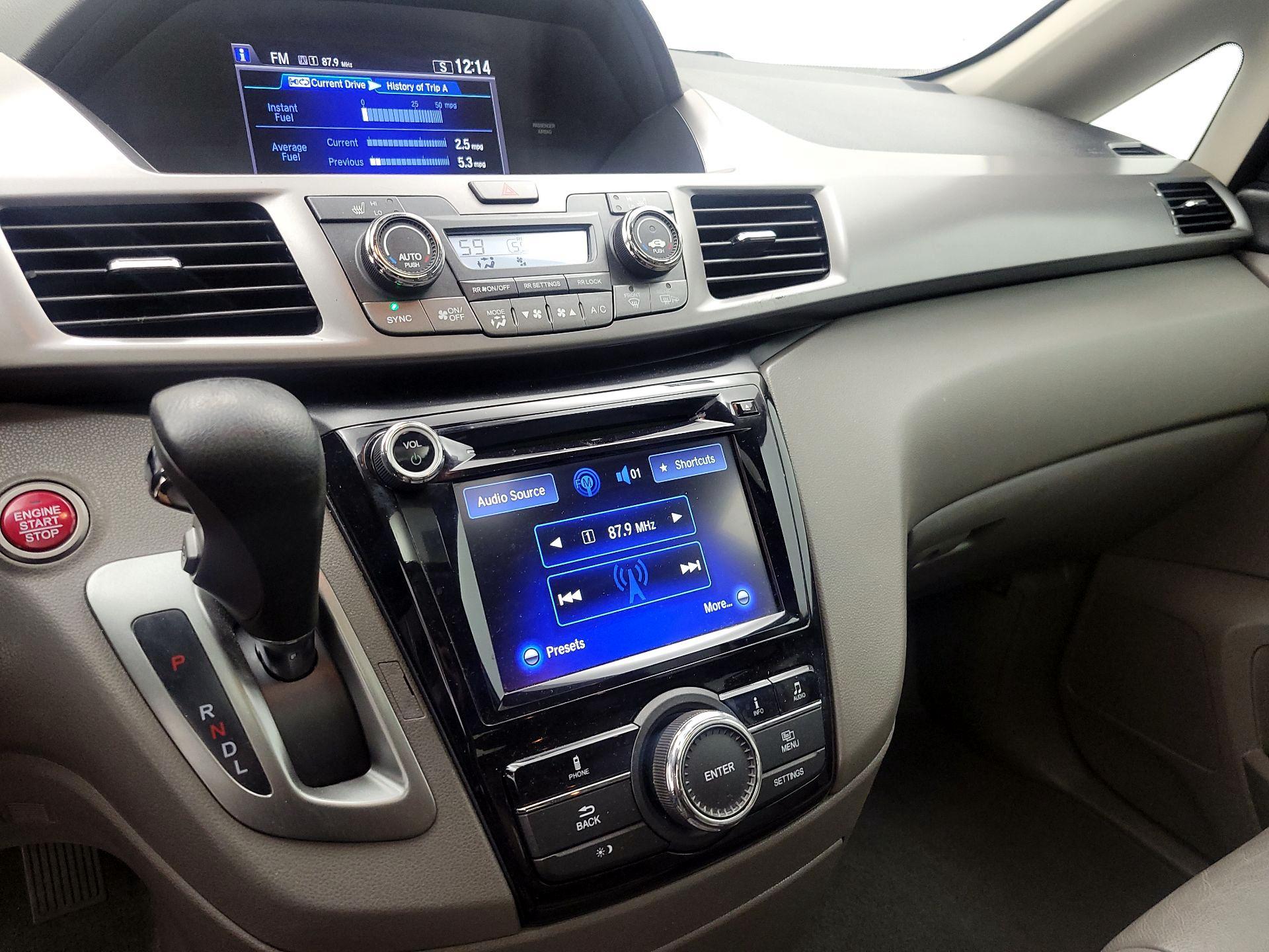 Thumbnail: 2016 Honda Odyssey - 18