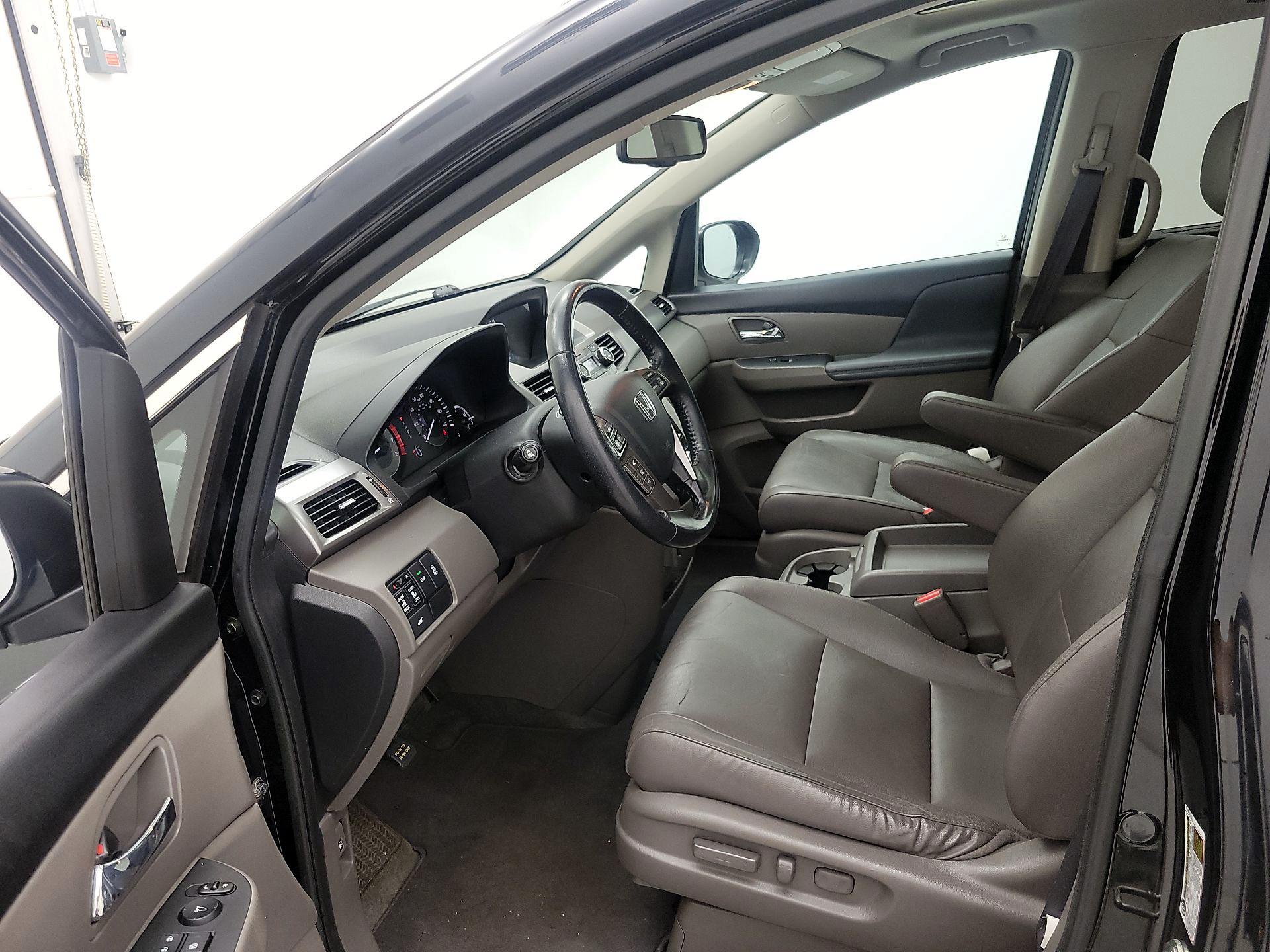 Thumbnail: 2016 Honda Odyssey - 20
