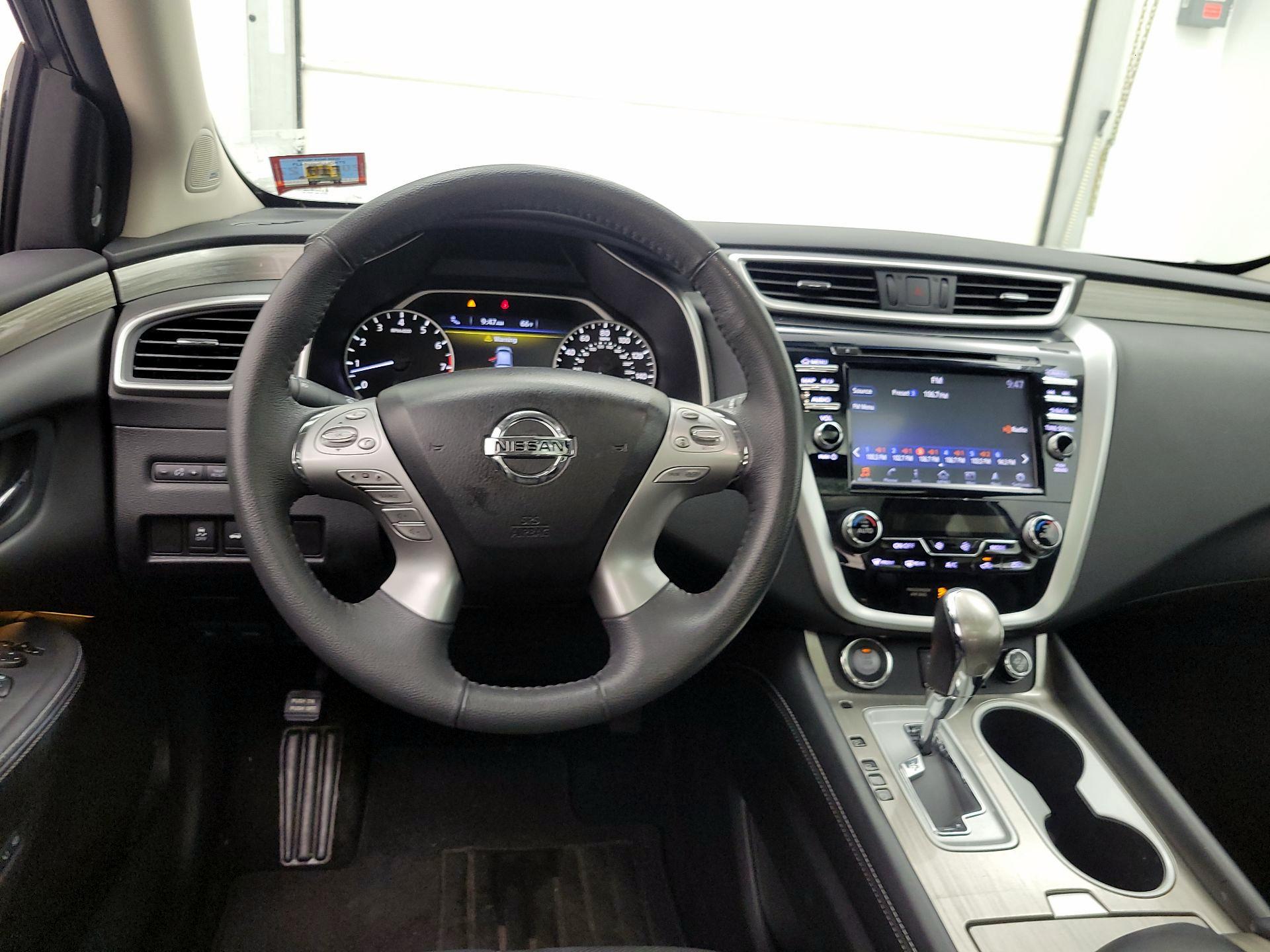 Thumbnail: 2016 Nissan Murano - 10