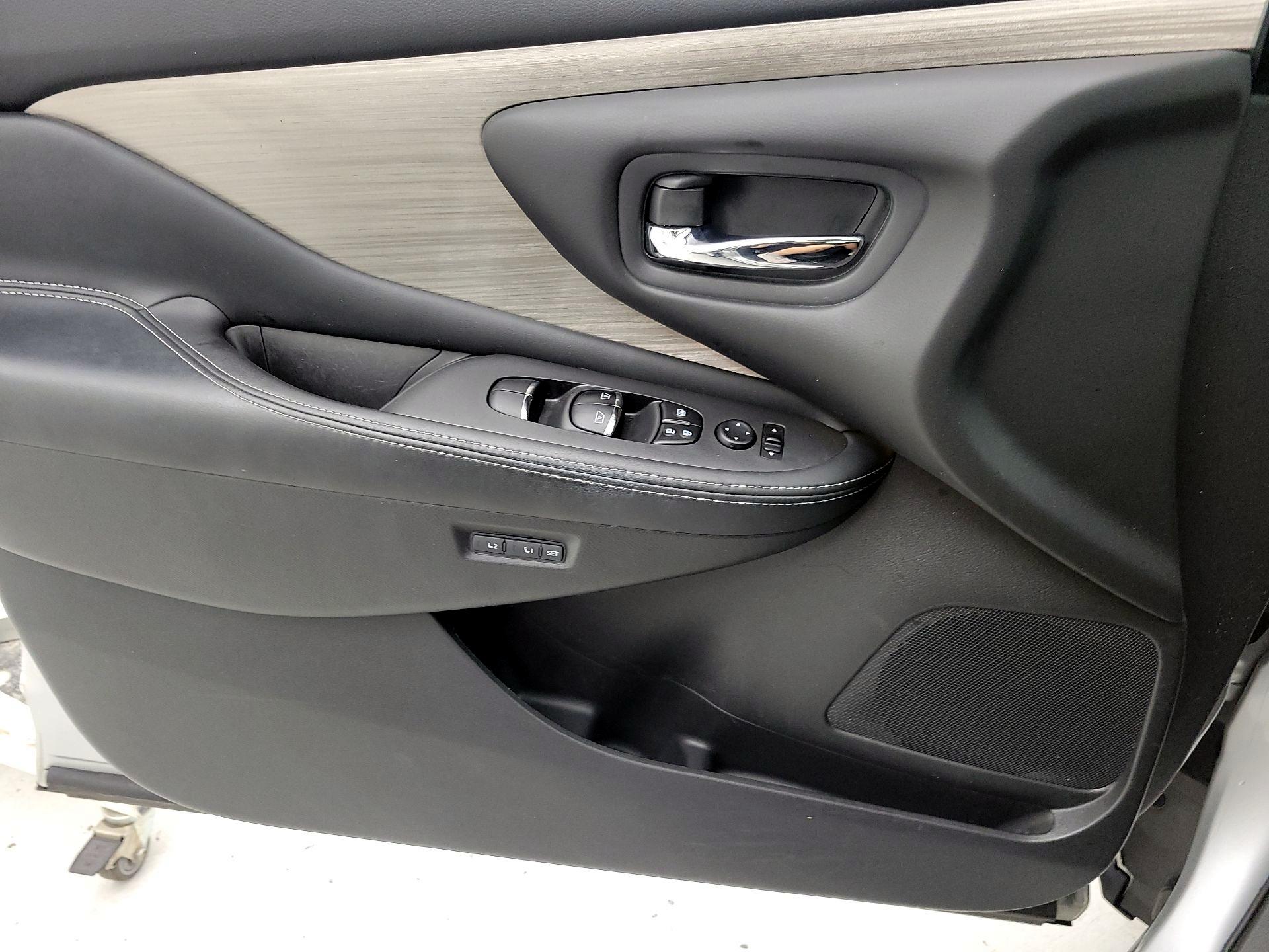 Thumbnail: 2016 Nissan Murano - 12