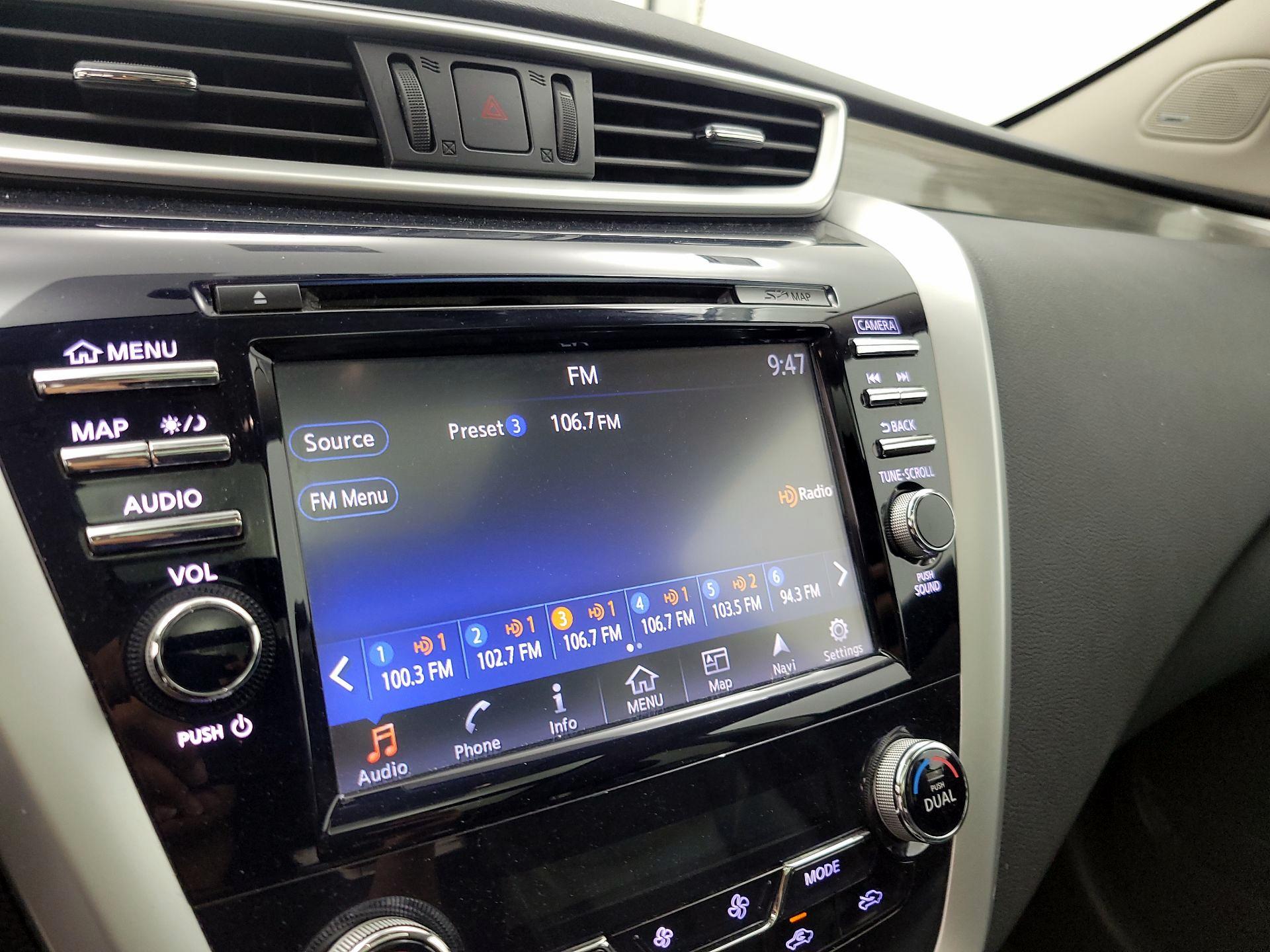 Thumbnail: 2016 Nissan Murano - 15