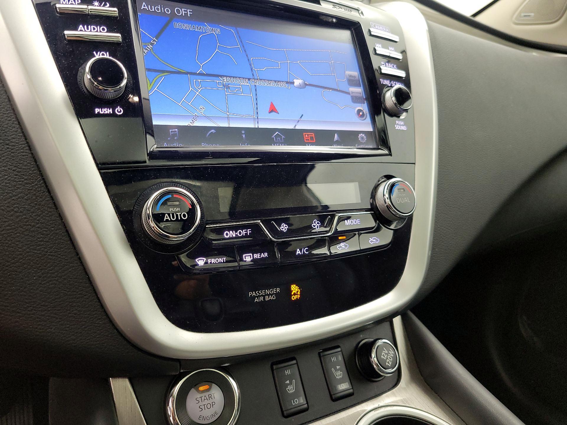 Thumbnail: 2016 Nissan Murano - 16