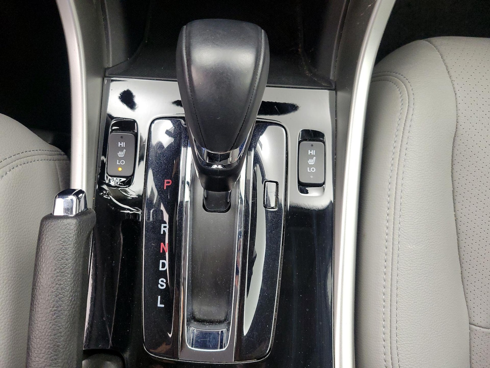 2017 Honda Accord EX-L - Photo 18