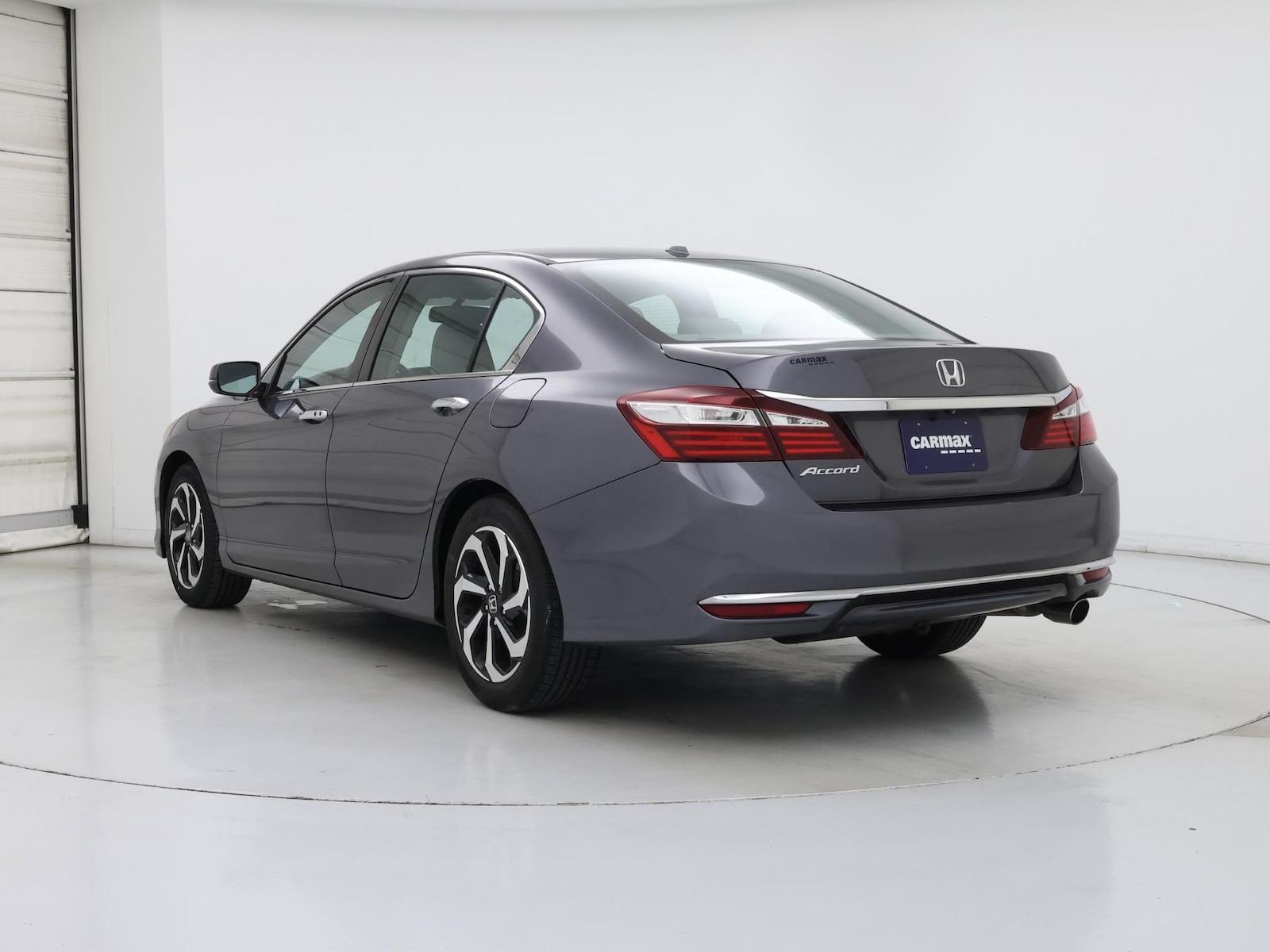 2017 Honda Accord EX-L - Photo 3