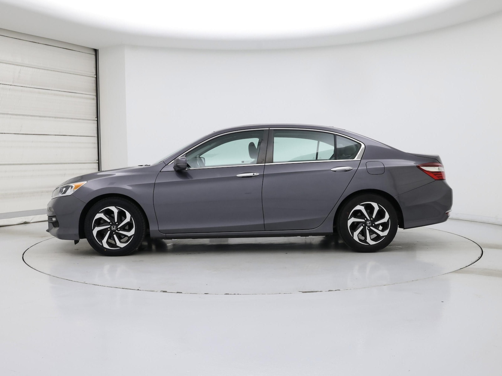 2017 Honda Accord EX-L - Photo 4