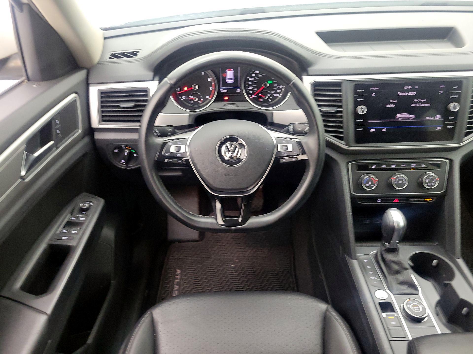 Thumbnail: 2018 Volkswagen Atlas - 10