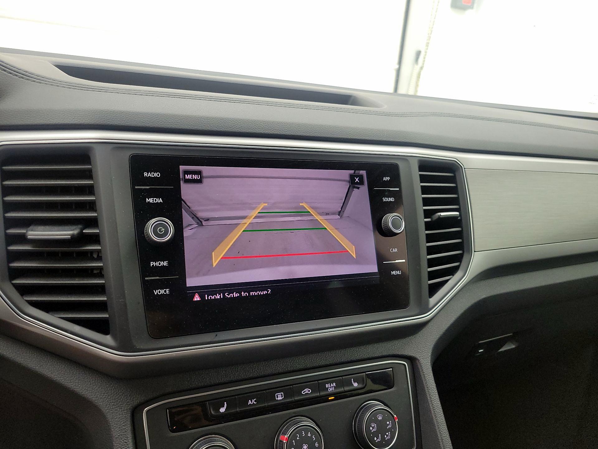 Thumbnail: 2018 Volkswagen Atlas - 14