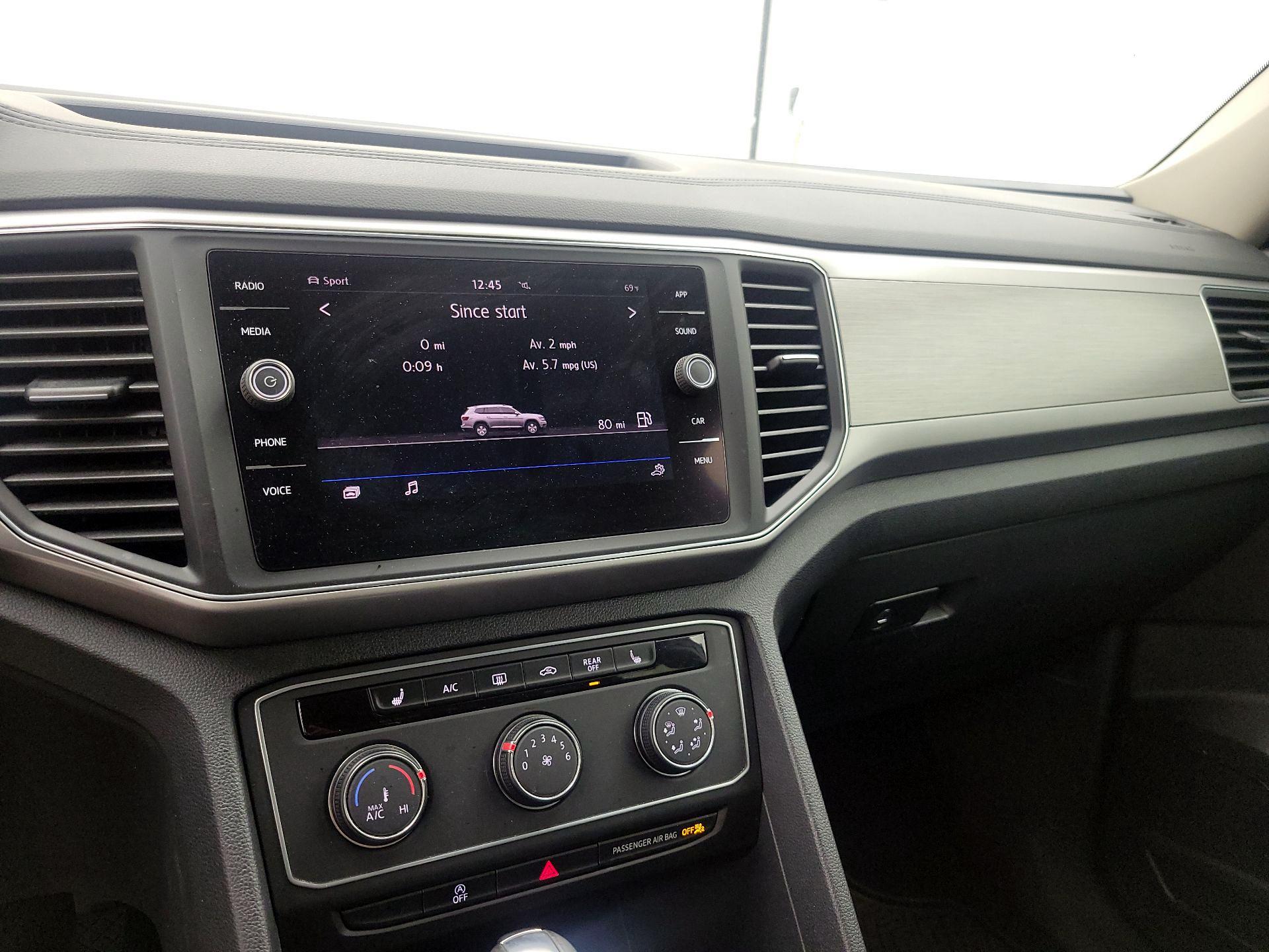 Thumbnail: 2018 Volkswagen Atlas - 16