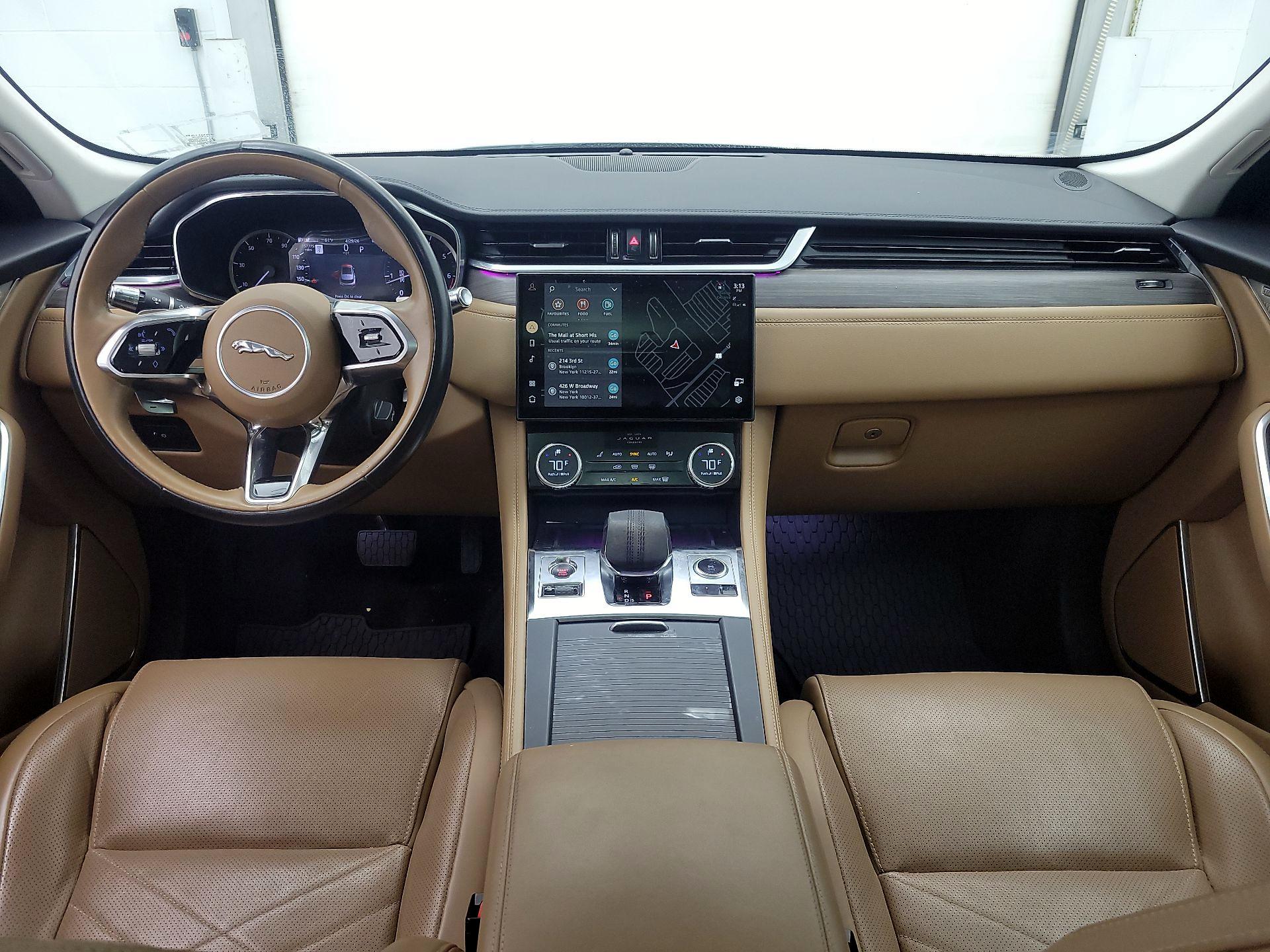Thumbnail: 2022 Jaguar F-Pace - 9