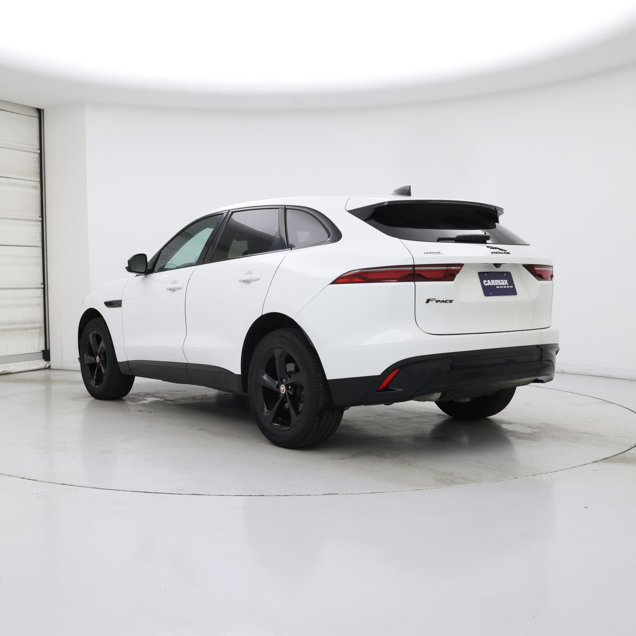 Thumbnail: 2022 Jaguar F-Pace - 2