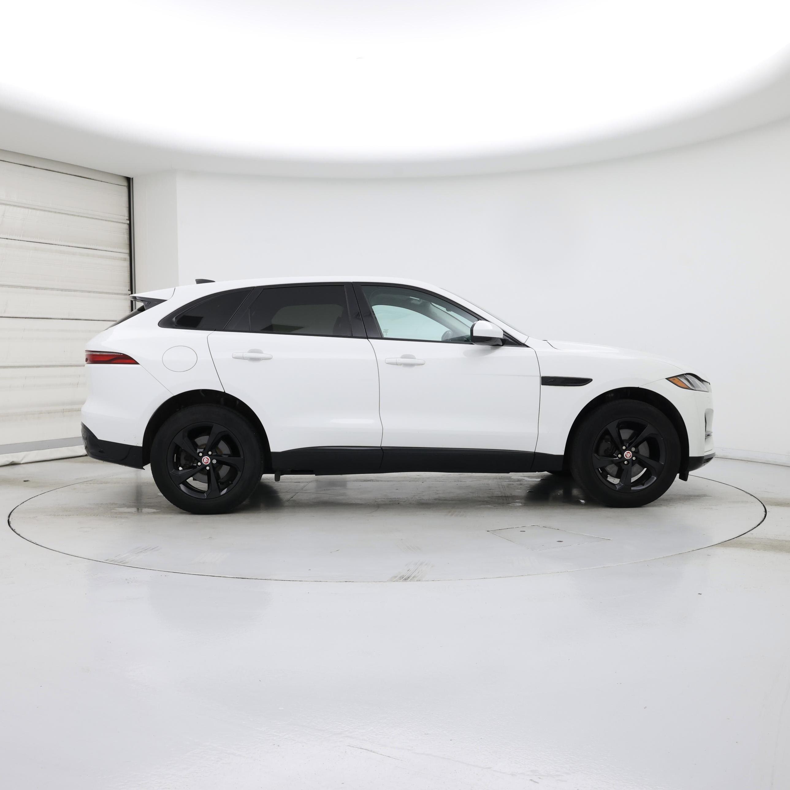 Thumbnail: 2022 Jaguar F-Pace - 7