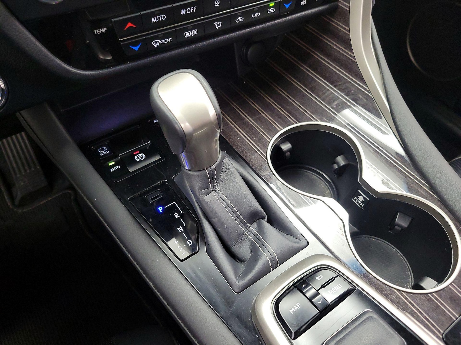 2019 Lexus RX LUXURY - Photo 19