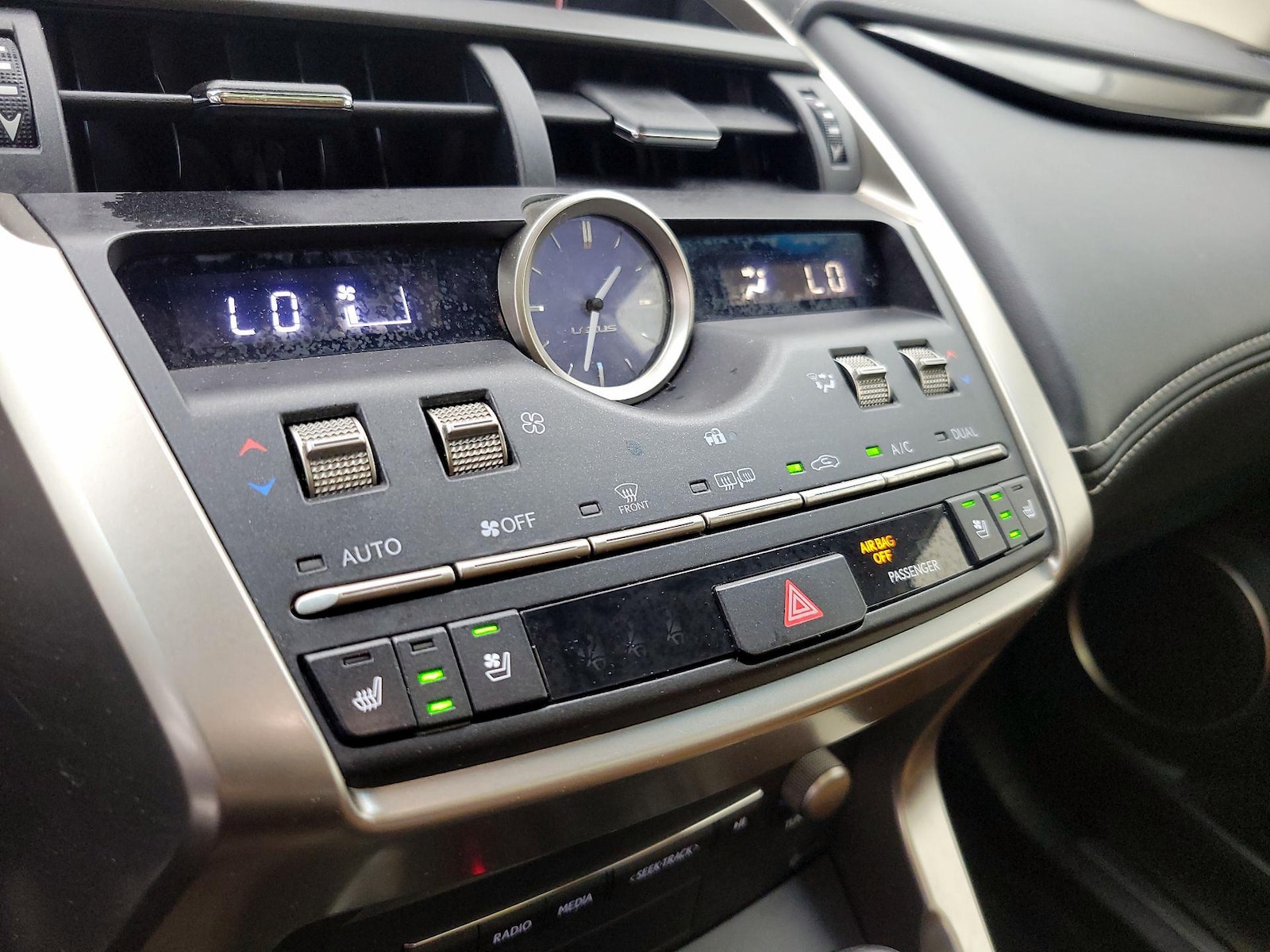 2019 Lexus NX 300 - Photo 17