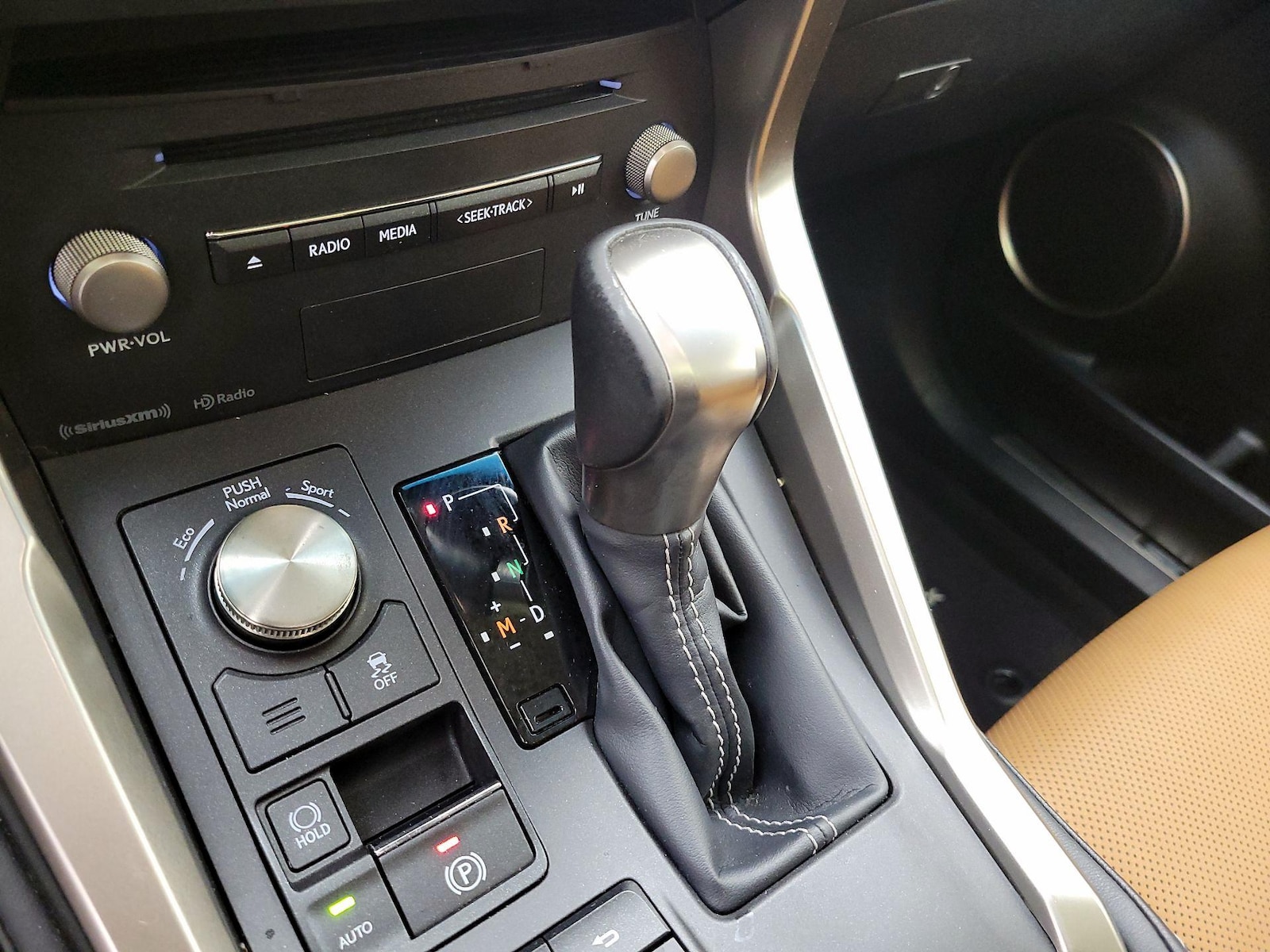 2019 Lexus NX 300 - Photo 18