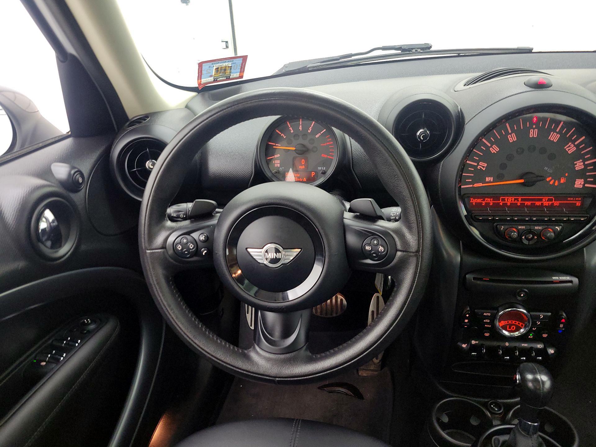 Thumbnail: 2015 MINI Cooper Countryman - 10