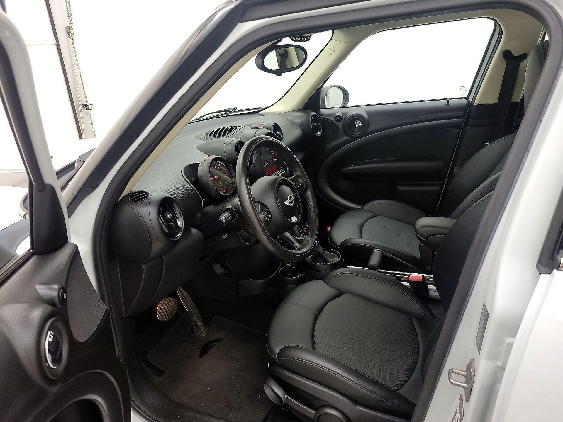 Thumbnail: 2015 MINI Cooper Countryman - 11