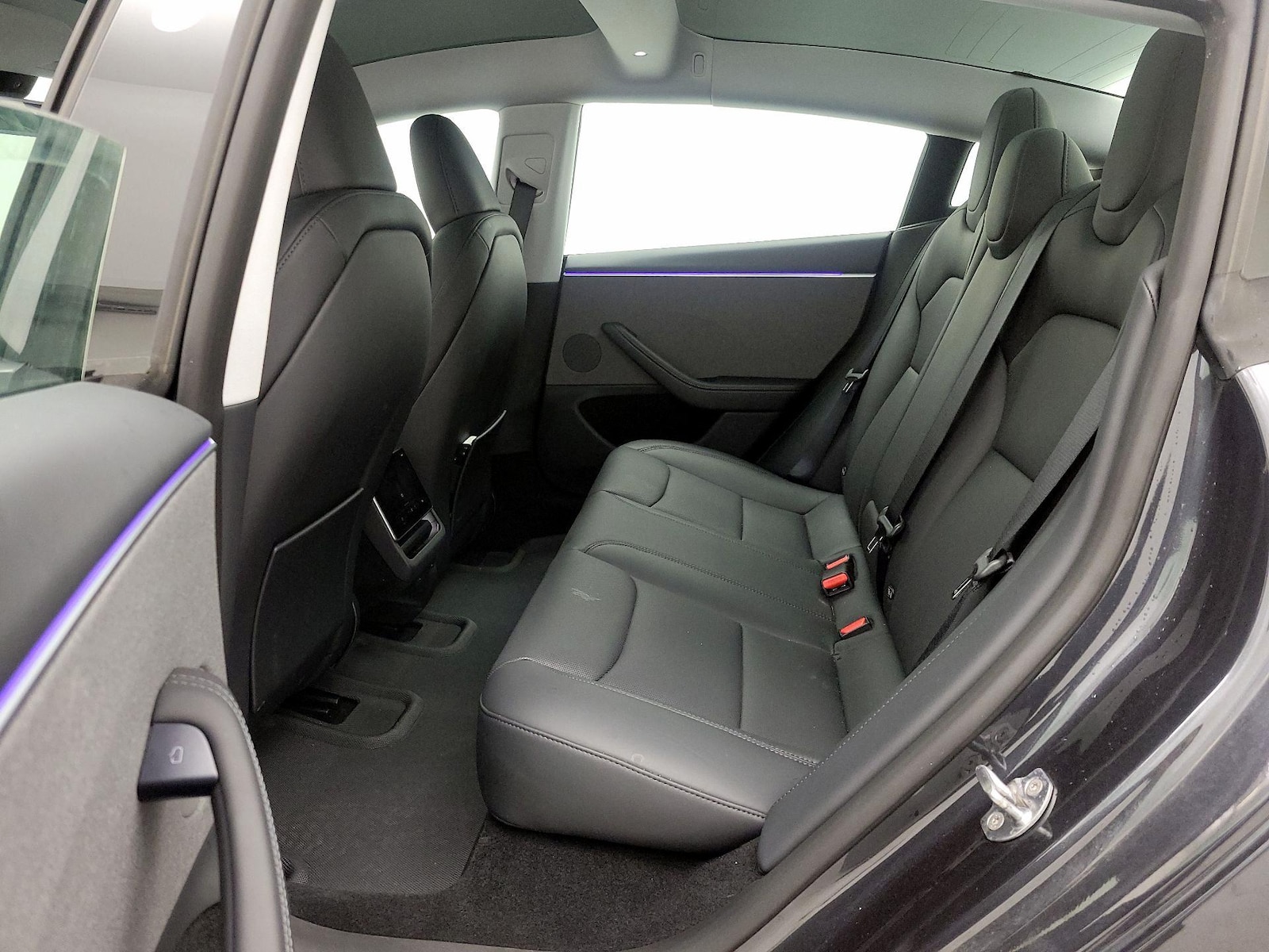 2025 Tesla Model 3 Long Range - Photo 19
