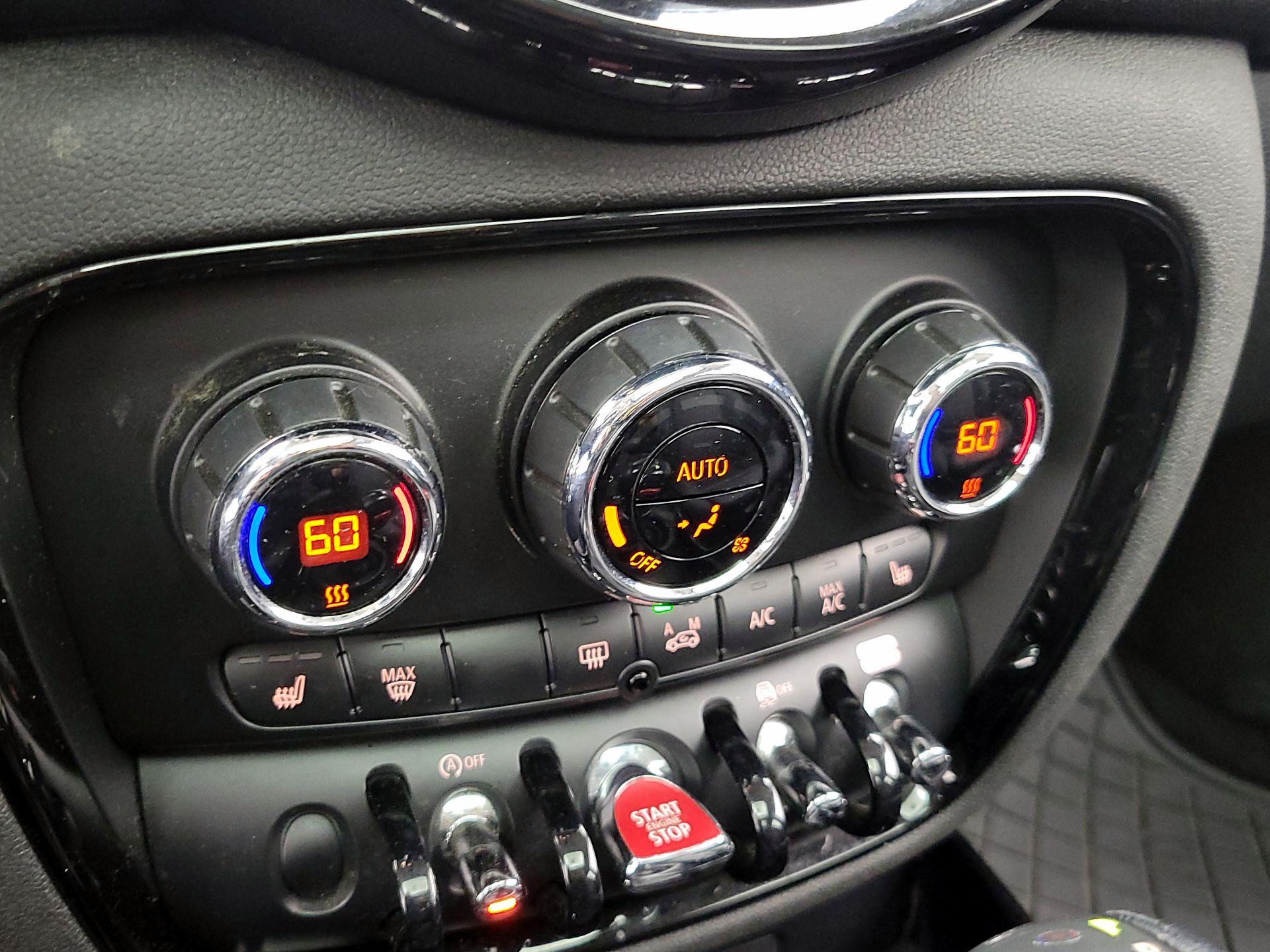 Thumbnail: 2019 MINI Cooper Clubman - 16